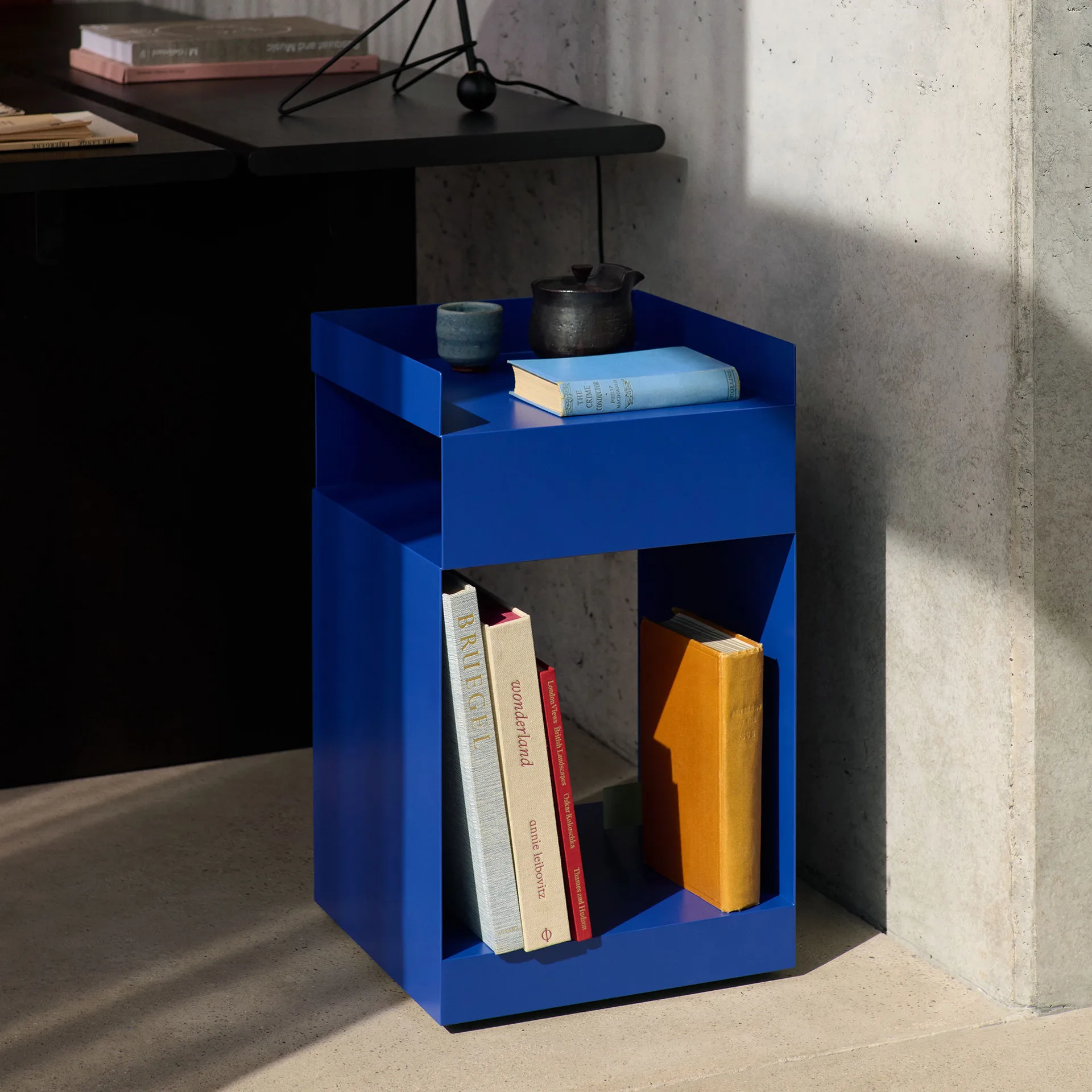 Rotate SC73 serveertrolley, Cobalt blue &Tradition