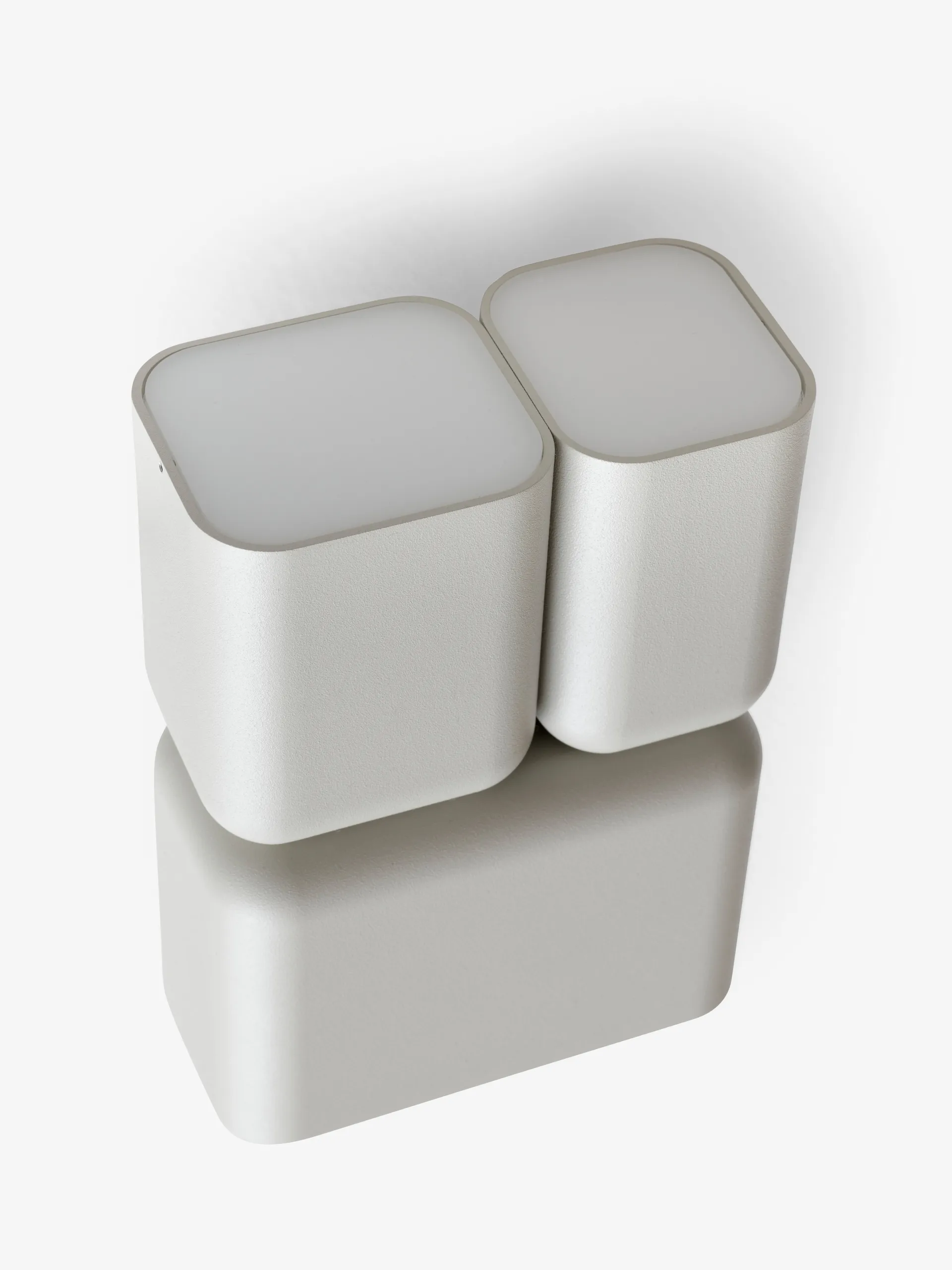 Tabata LN10 wandlamp, Silk grey &Tradition