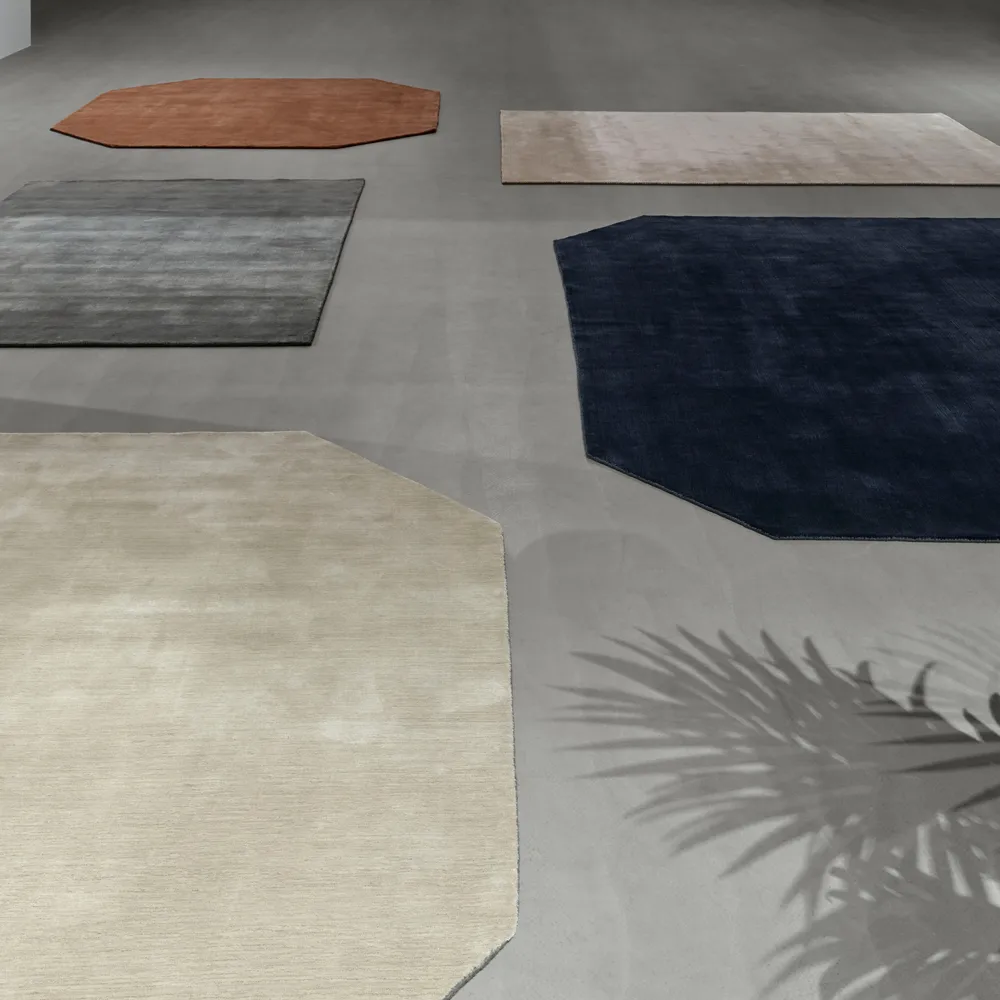 The Moor Rug AP8 vloerkleed, midnight blue &Tradition