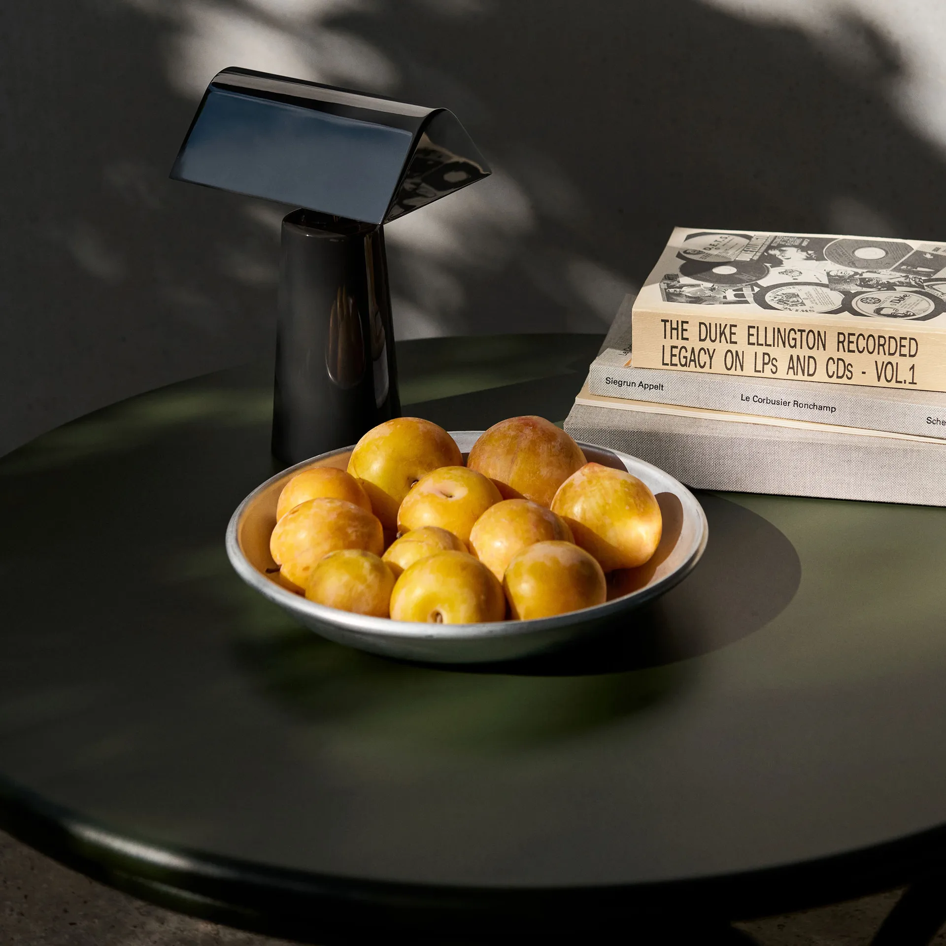 Thorvald SC108 salontafel, Bronze green, Ø70 cm &Tradition