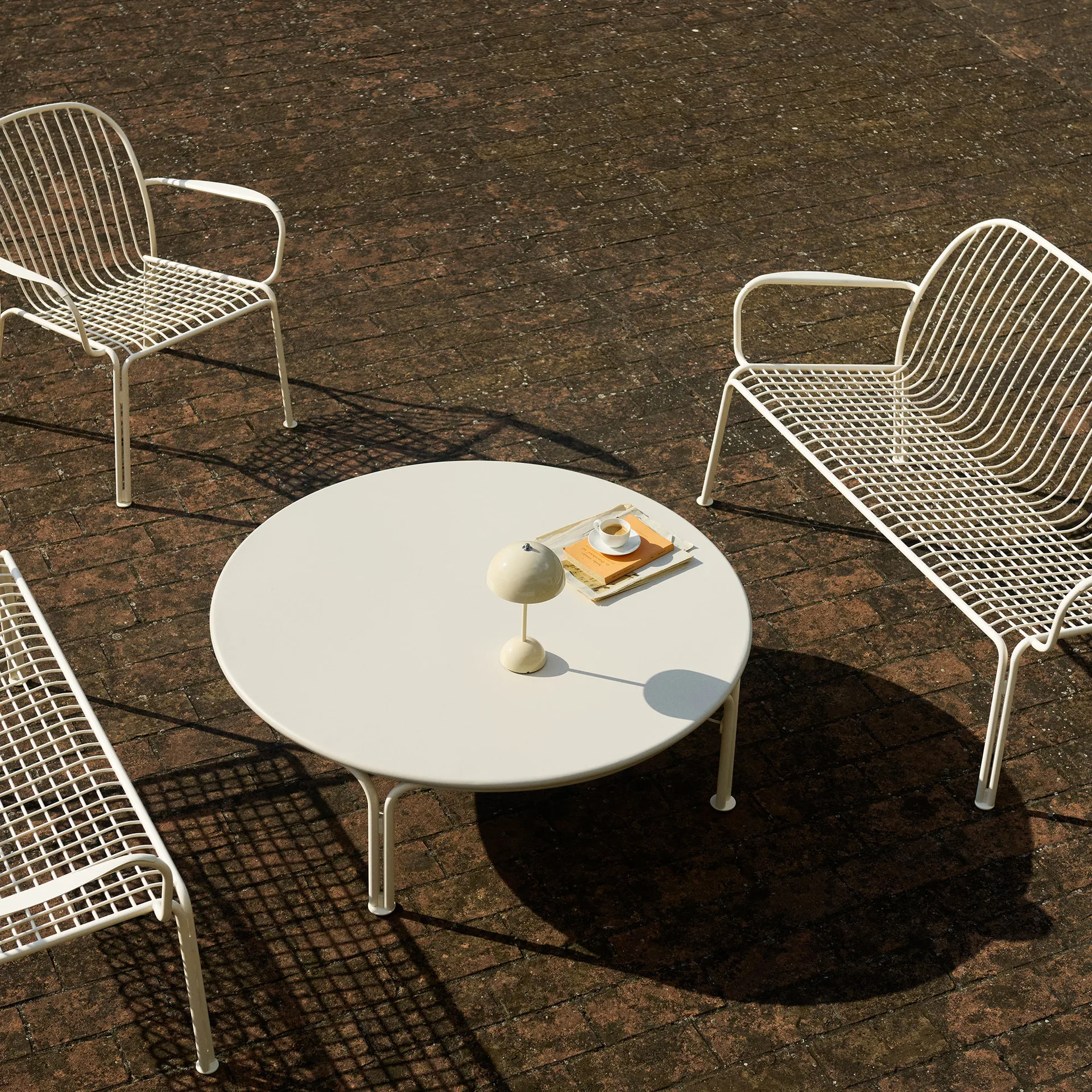 Thorvald SC109 salontafel, Ivory, Ø115 cm &Tradition