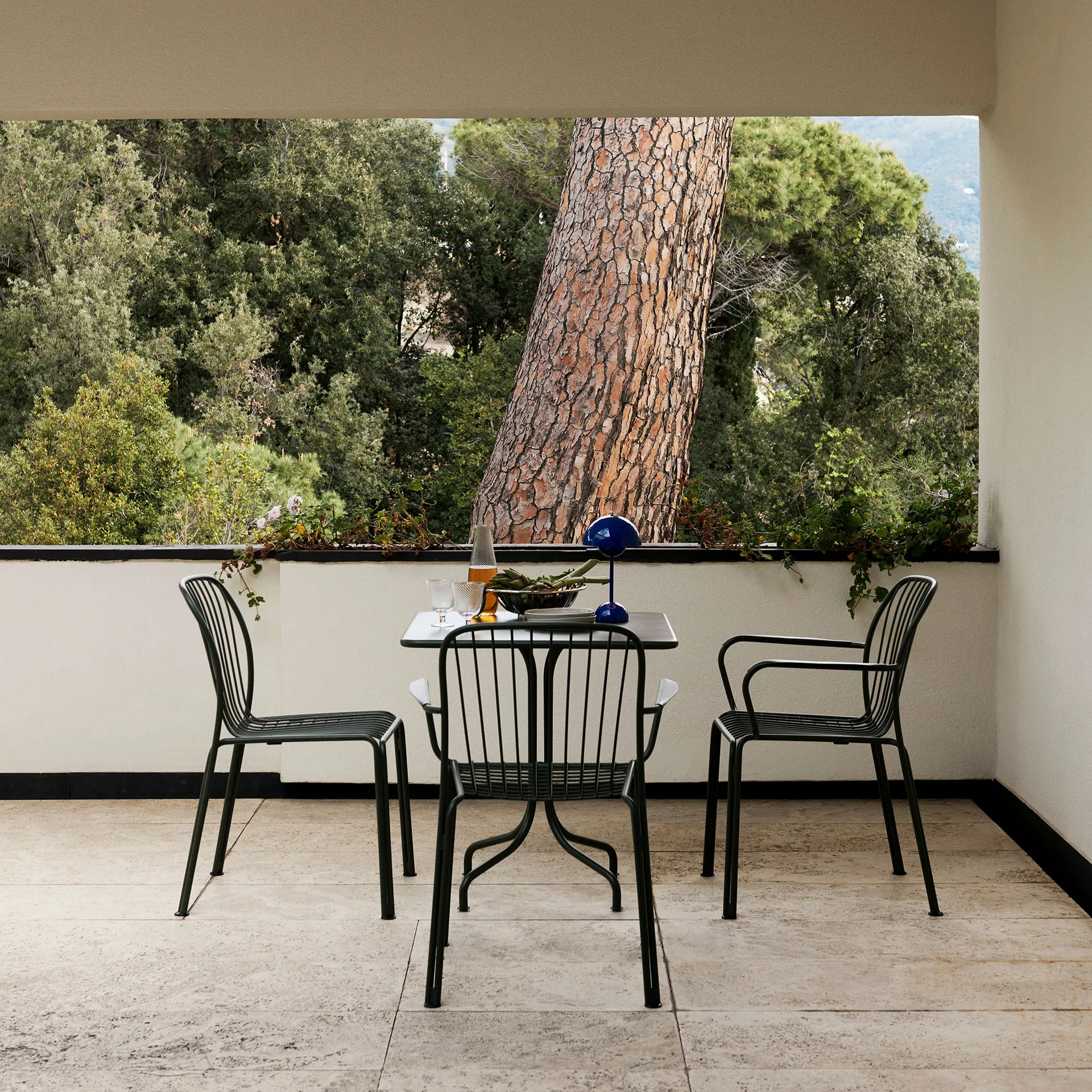 Thorvald SC95 stoel, Warm black &Tradition