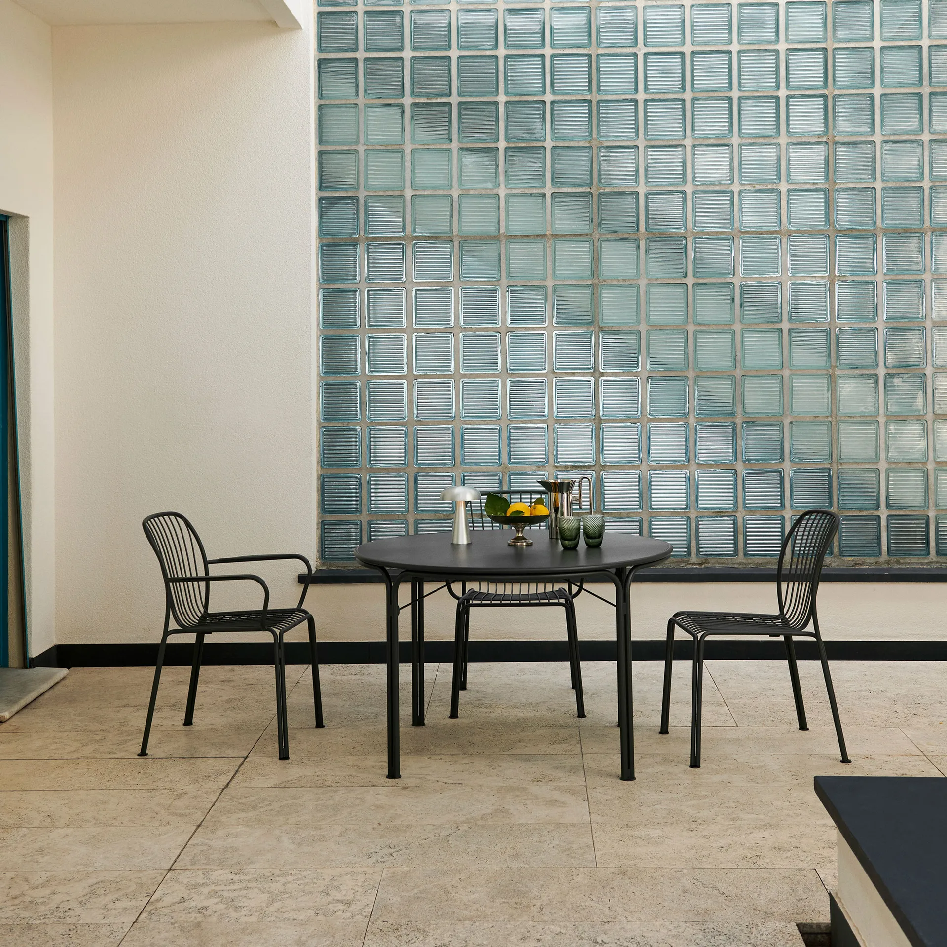 Thorvald SC98 eettafel Ø115 cm, Black &Tradition