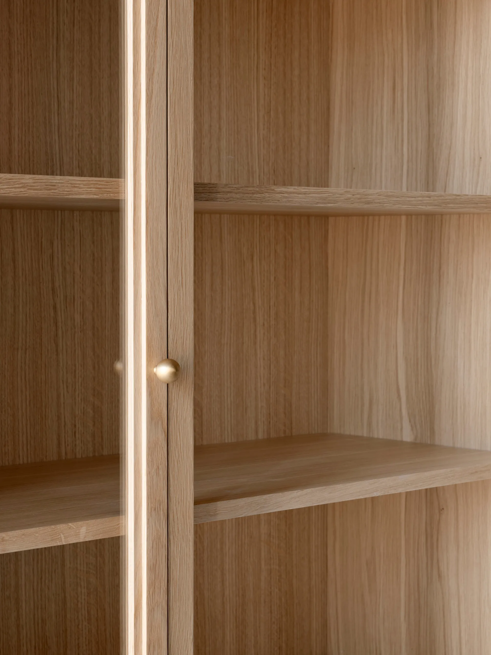 Trace SC88 vitrinekast 120x192x40 cm, Natural natural oak &Tradition