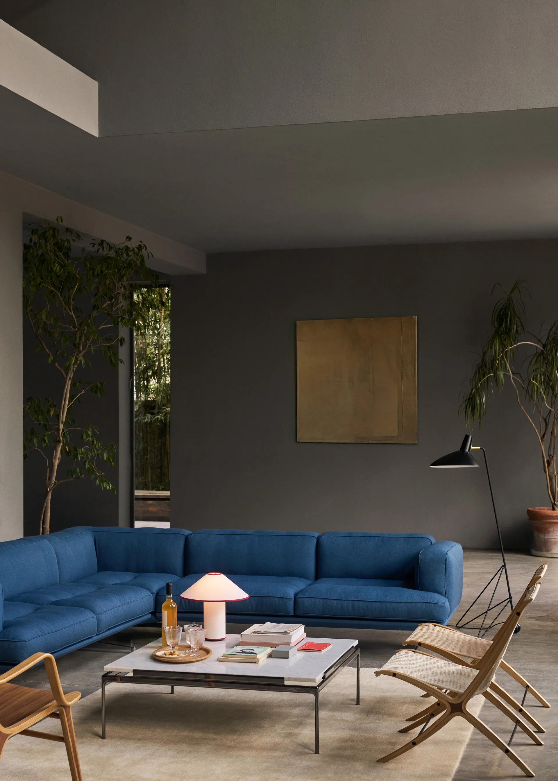 Tripod vloerlamp HM8, Matt black &Tradition