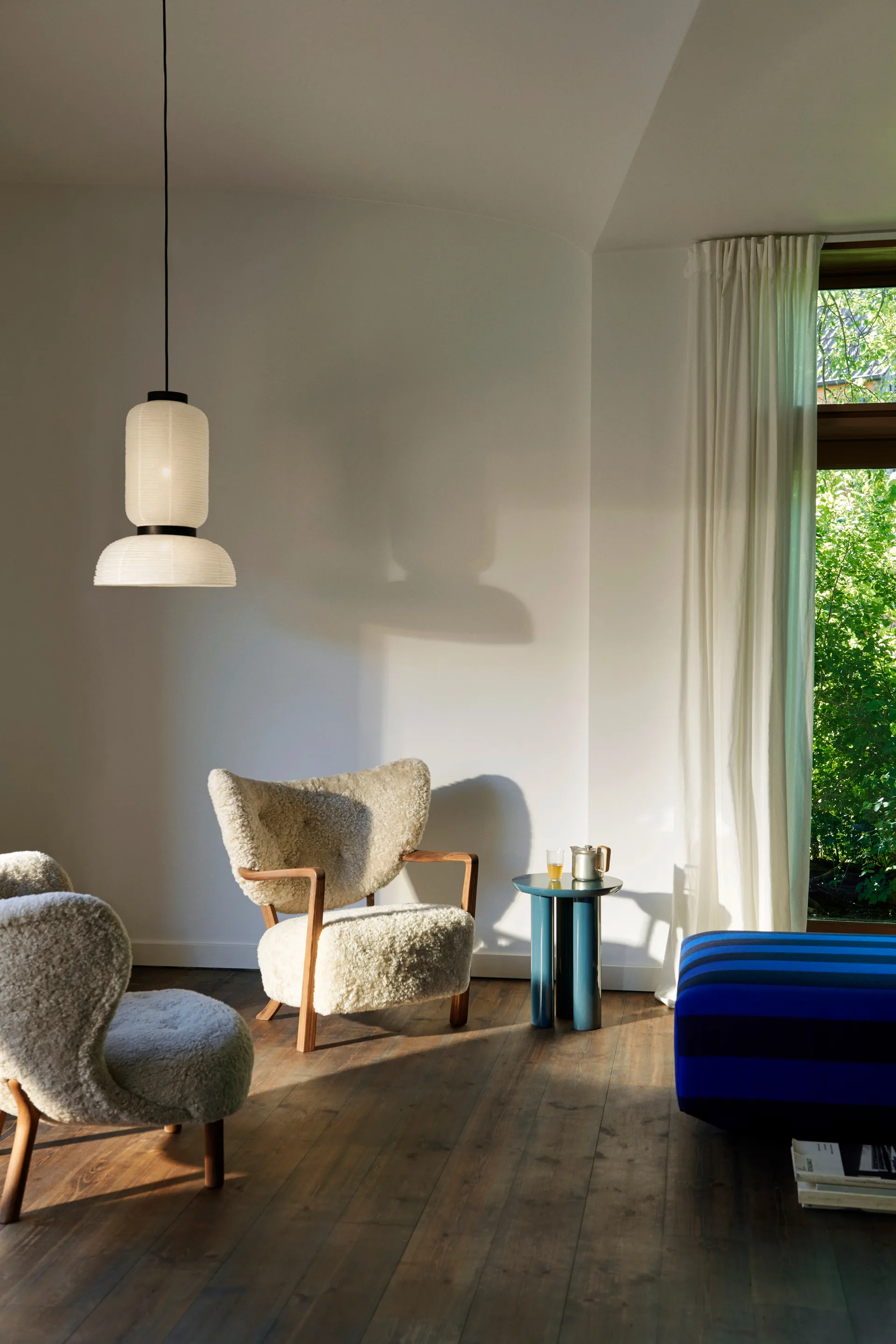 Tung JA3 bijzettafel, Steel blue &Tradition