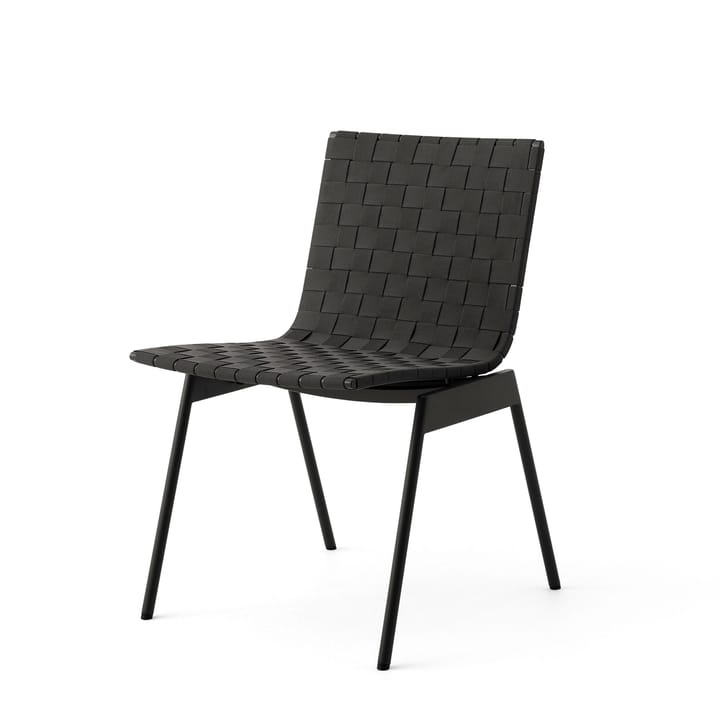 Ville Outdoor AV33 stoel - Warm black - &Tradition