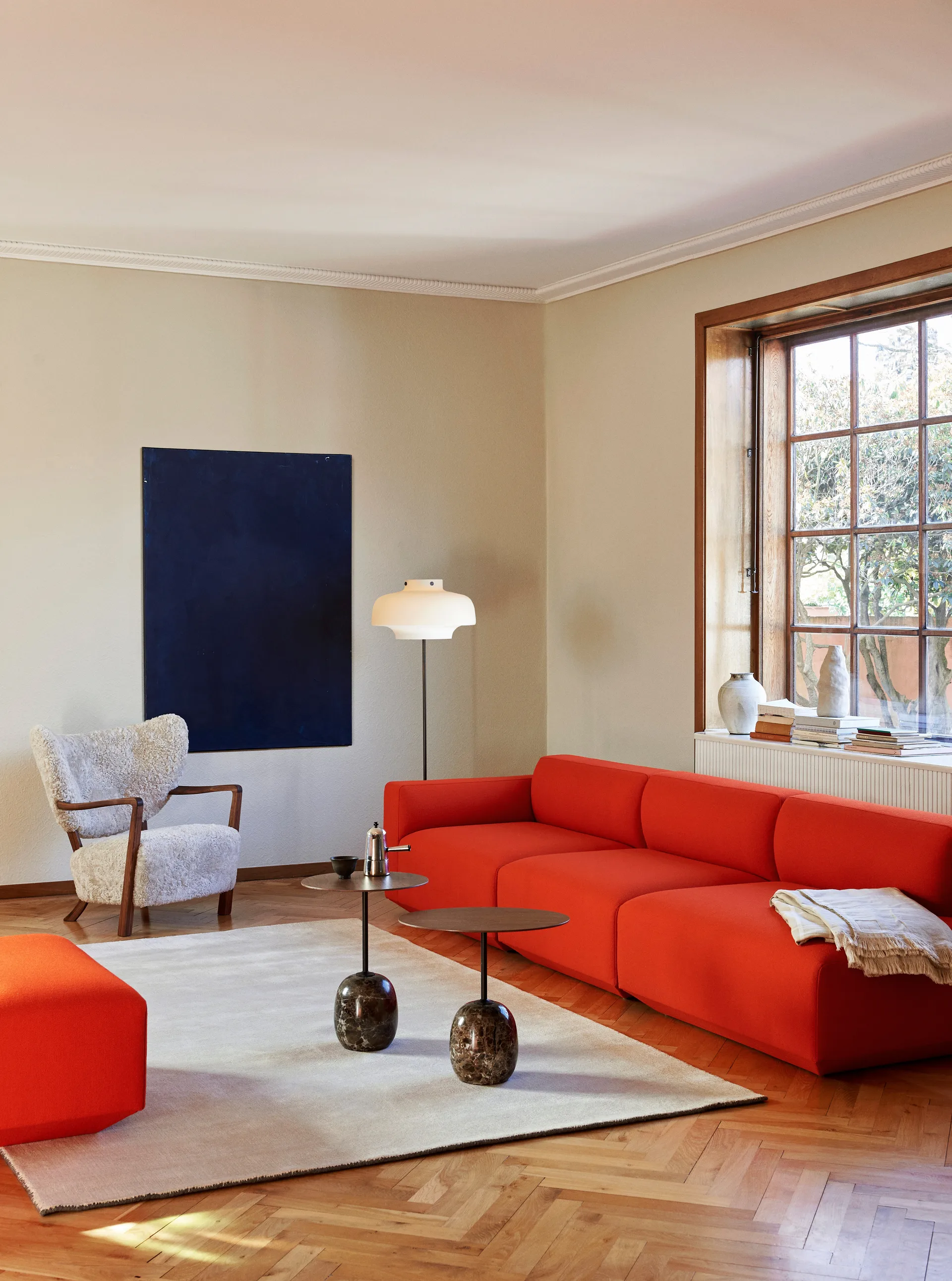 Wulff Lounge Chair ATD2 fauteuil, Geolied walnoot-Moonlight &Tradition