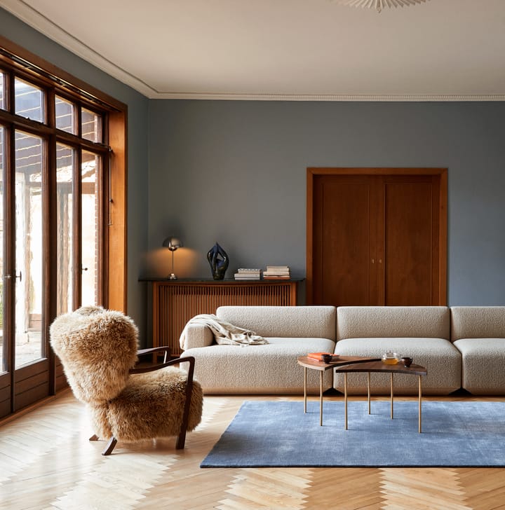 Wulff Lounge Chair ATD2 fauteuil, Geolied walnoot-Sheepskin honey &Tradition