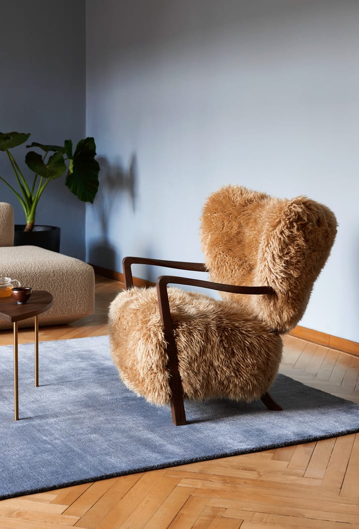 Wulff Lounge Chair ATD2 fauteuil, Geolied walnoot-Sheepskin honey &Tradition