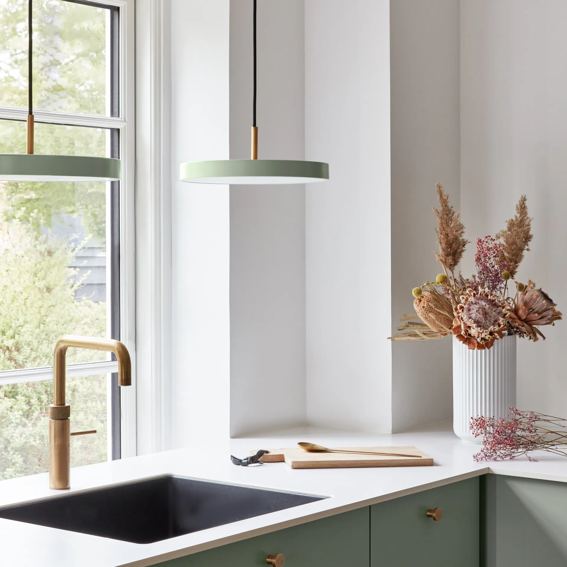 Asteria Mini plafondlamp, Nuance olive Umage