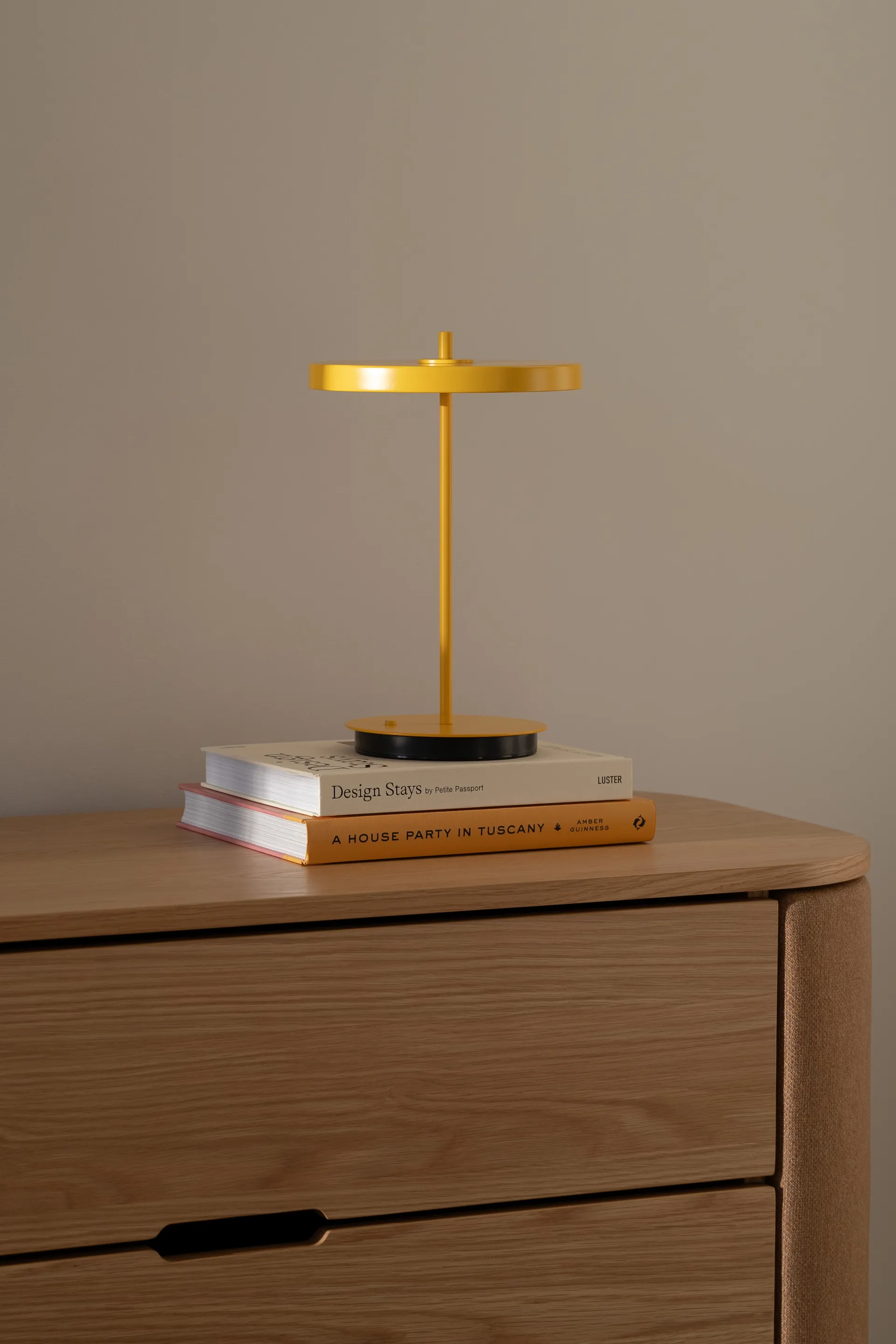 Asteria Move draagbare tafellamp, Monochrome-zonnebloem Umage