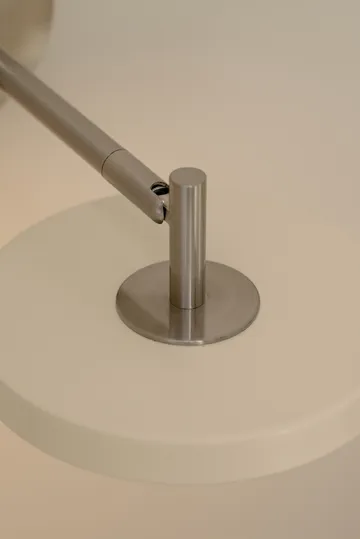 Asteria Wall wandlamp - Long, Pearl white-chrome - Umage