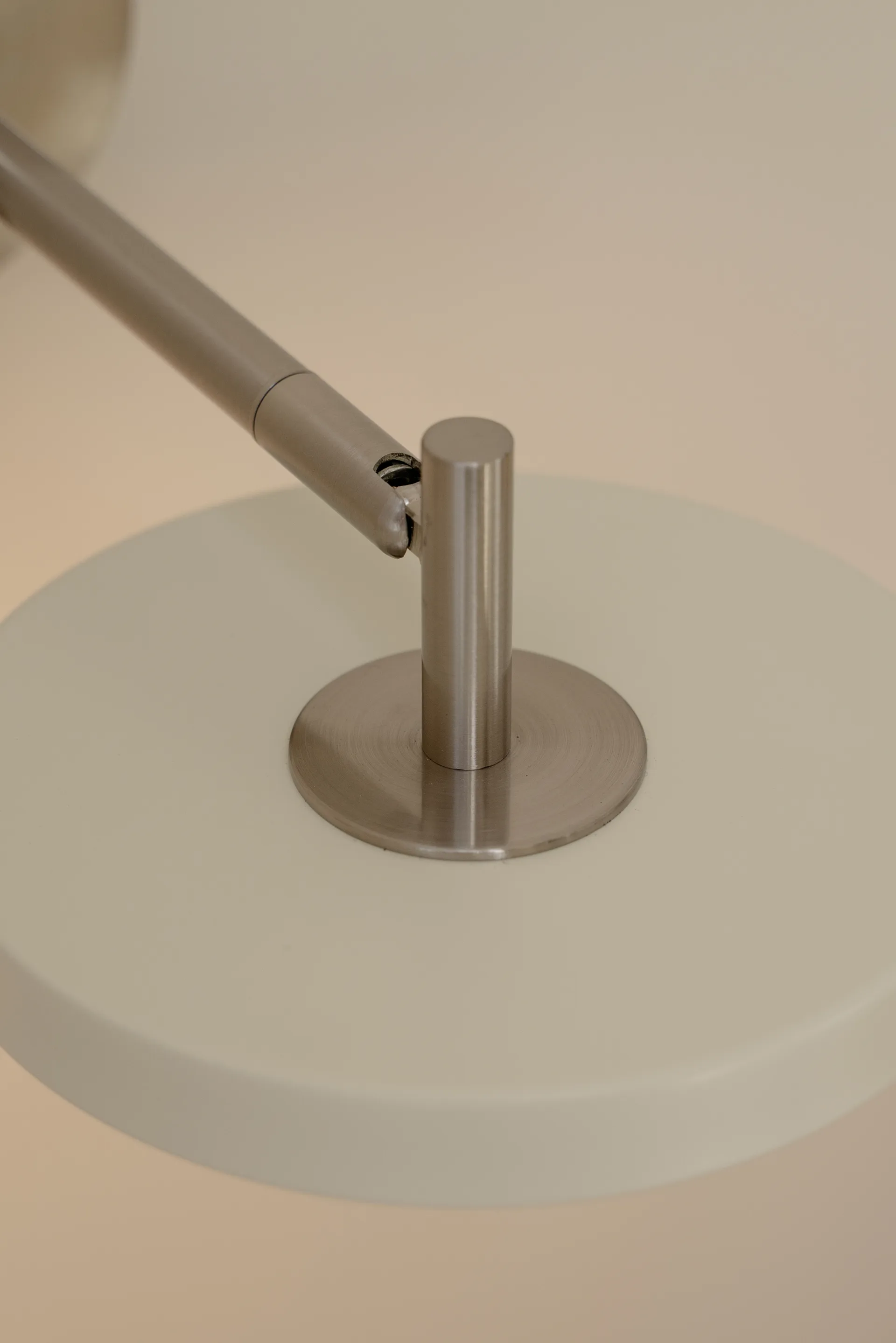 Asteria Wall wandlamp, Short, Nuance mist-chrome Umage