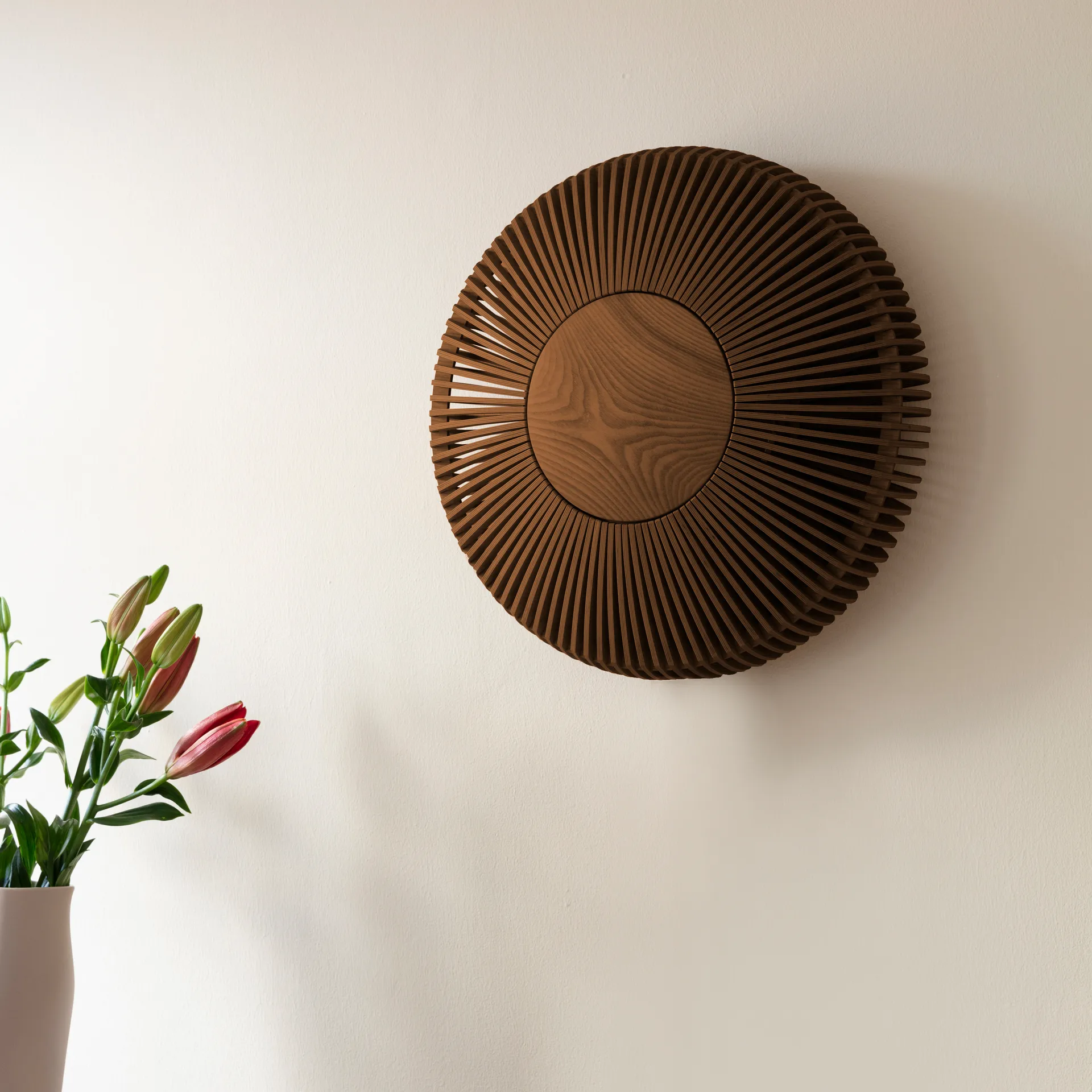 Clava Up wandlamp large, Donker eiken Umage