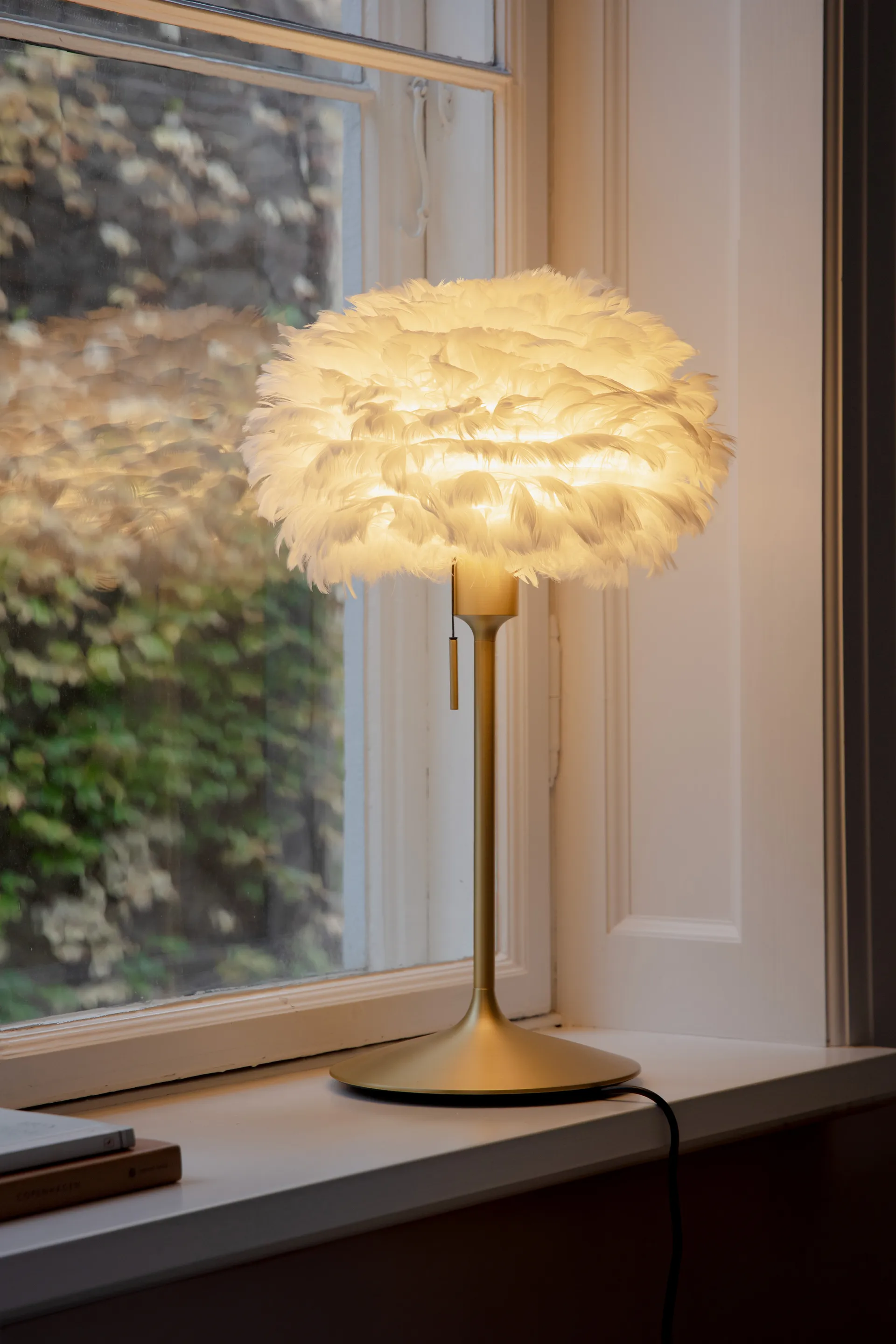 Eos tafellamp mini, Wit-Borsteld messing Umage