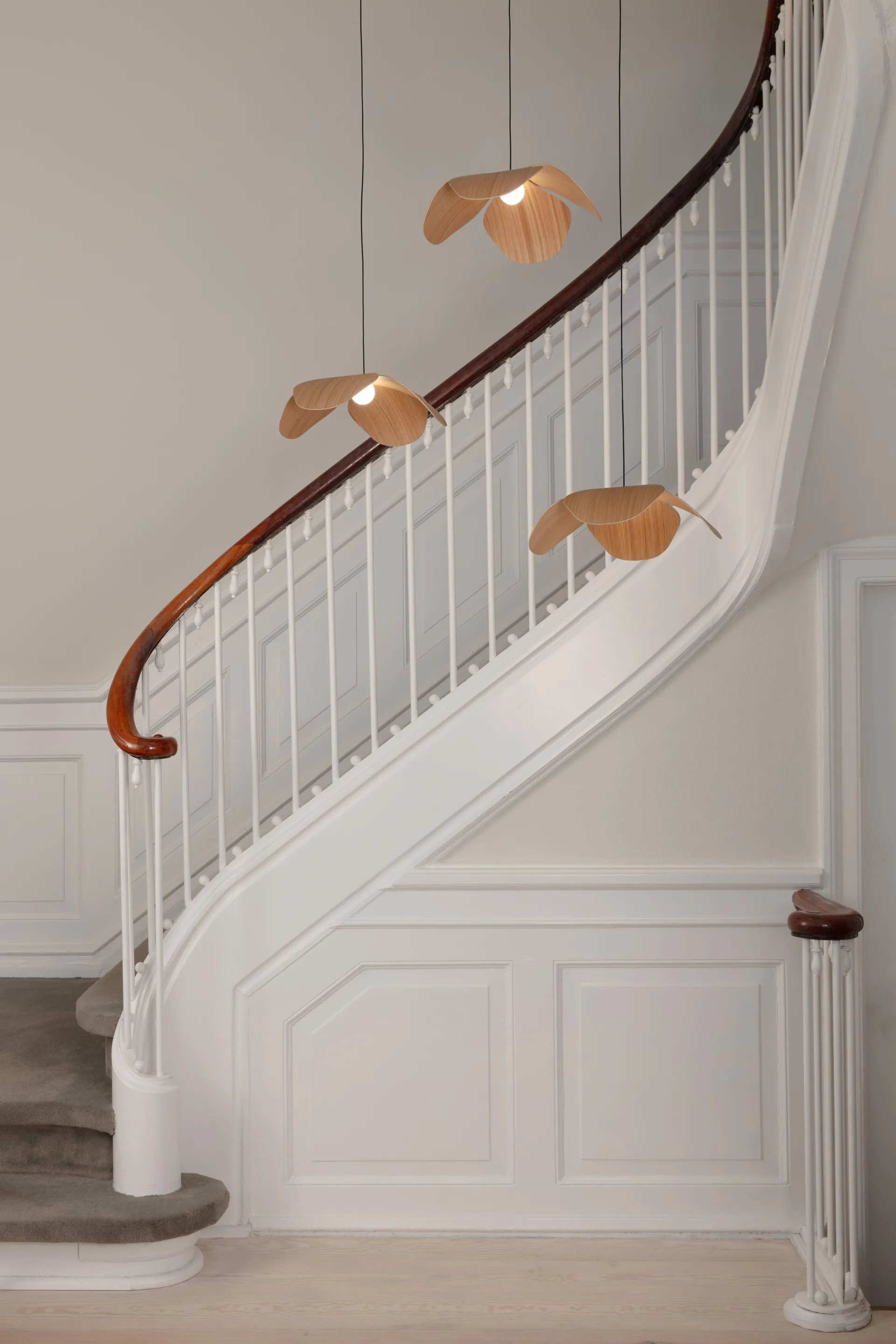 Forget Me Not hanglamp large, Eik-cluster 3 Umage