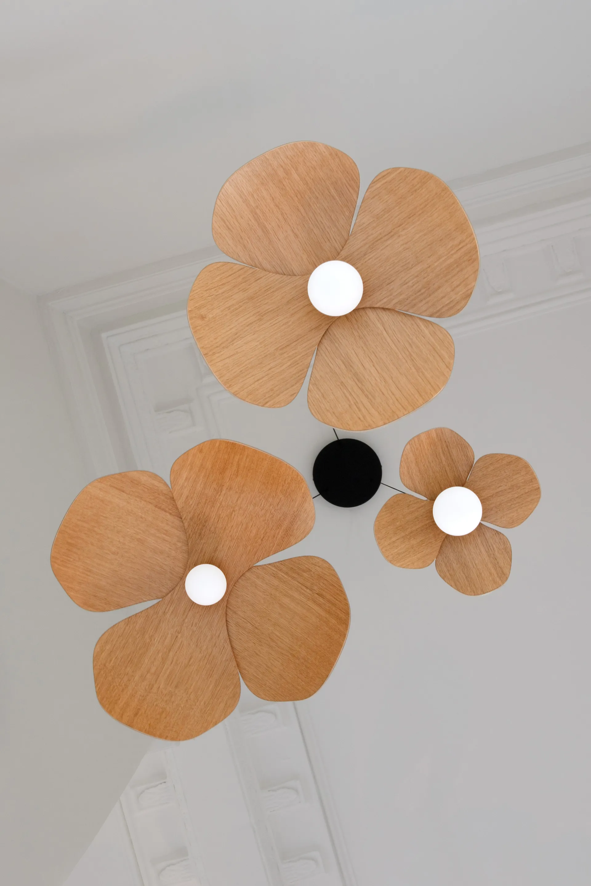 Forget Me Not hanglamp large, Eik-cluster 5 Umage