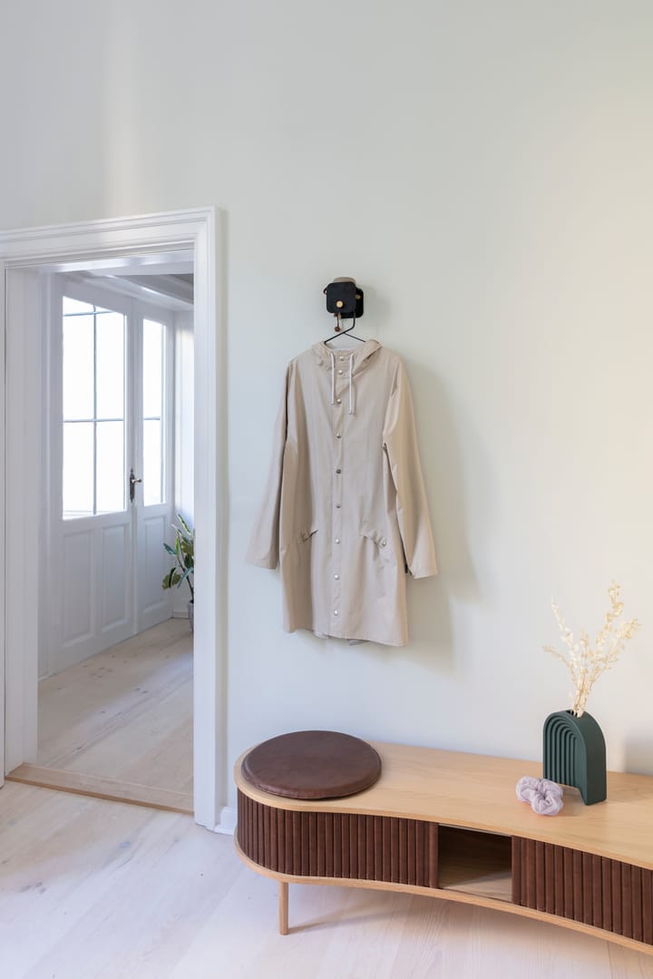"Hang in There" wandhanger, Black-brass Umage