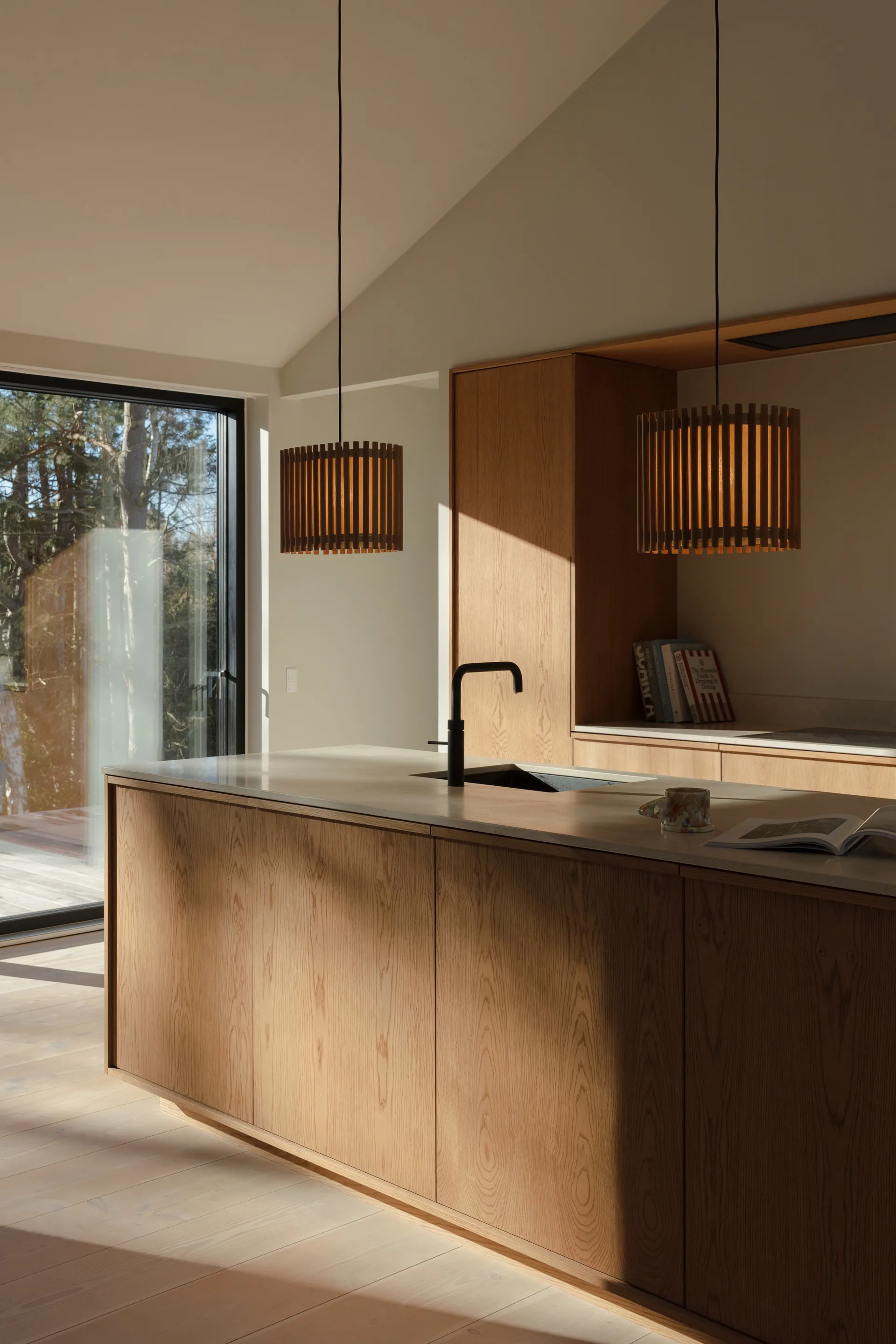 Komorebi hanglamp medium, Rectangular eik-zwart Umage