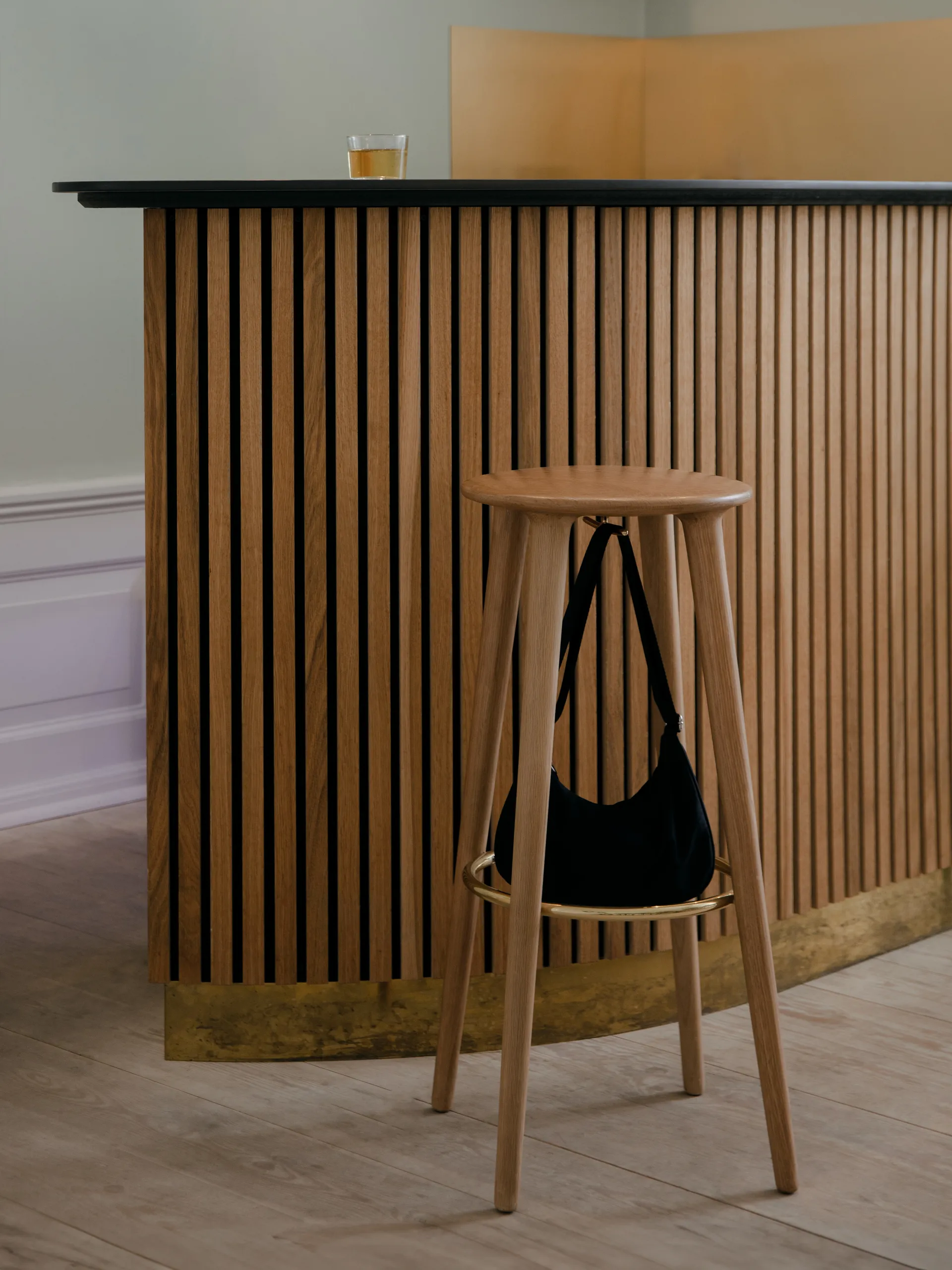 The Socialite barkruk 77,7 cm, Oak Umage