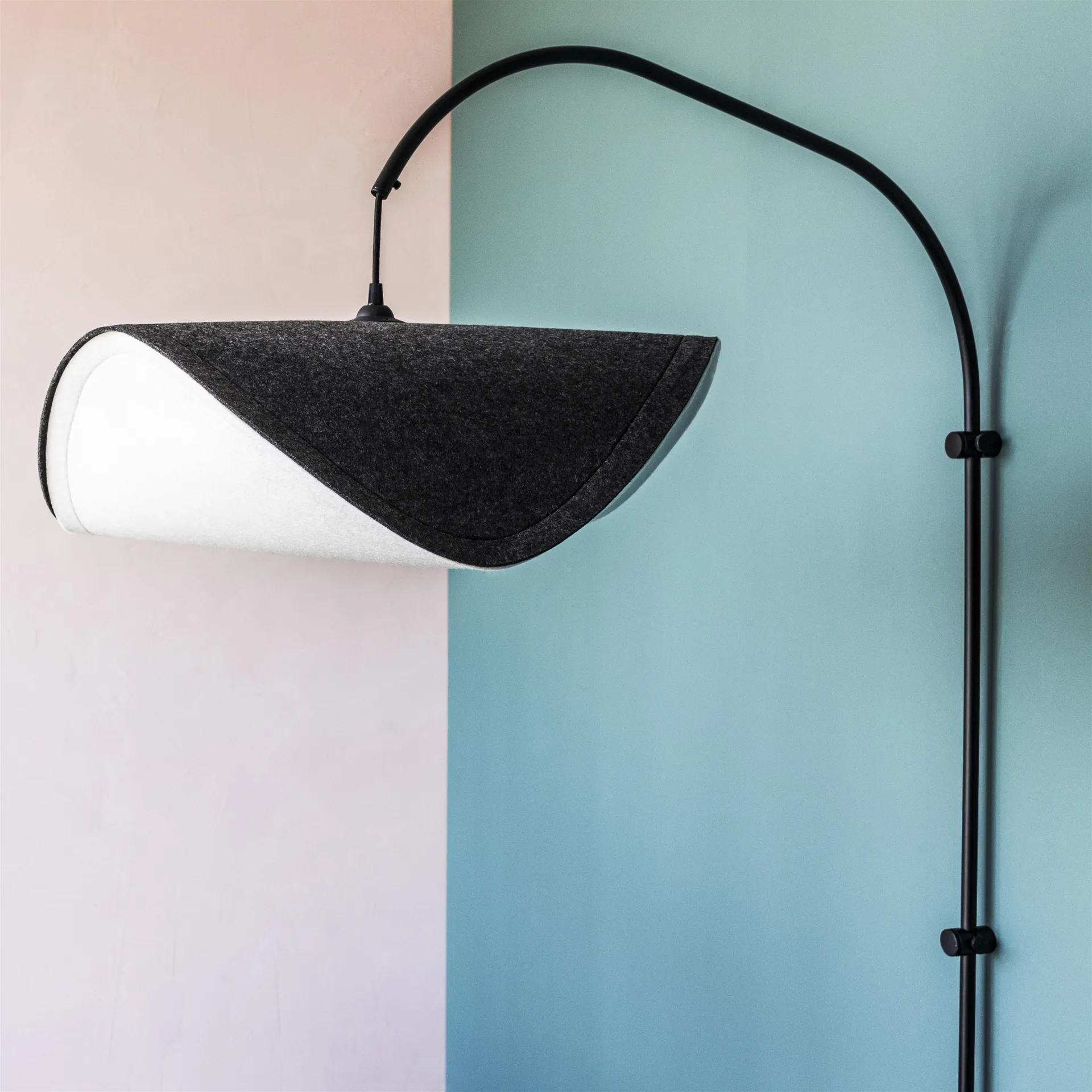 Willow wandhanger enkel, zwart Umage