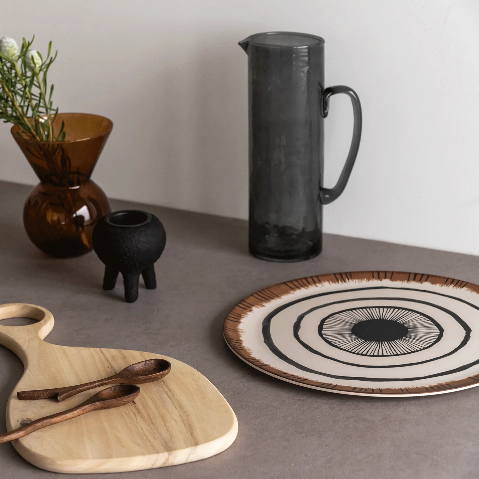 UNC kan gerecycled glas 1,35 liter, Ebony URBAN NATURE CULTURE