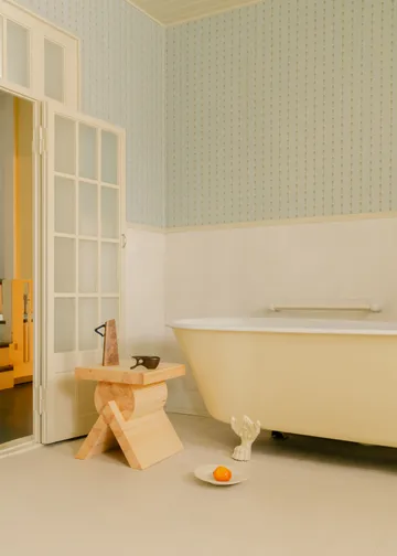 006 AA Side Table bijzettafel - Mat geolied en gewaxt grenen, 40x40x45 cm - Vaarnii