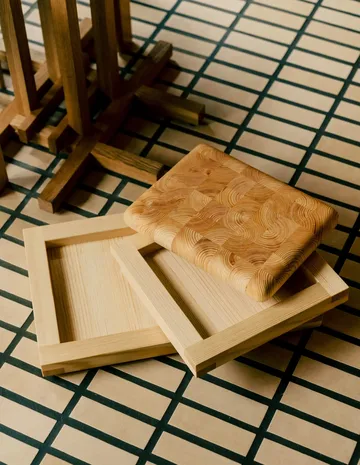 009 Tray dienblad - Geoliede was, grenen, 33x33x6 cm - Vaarnii