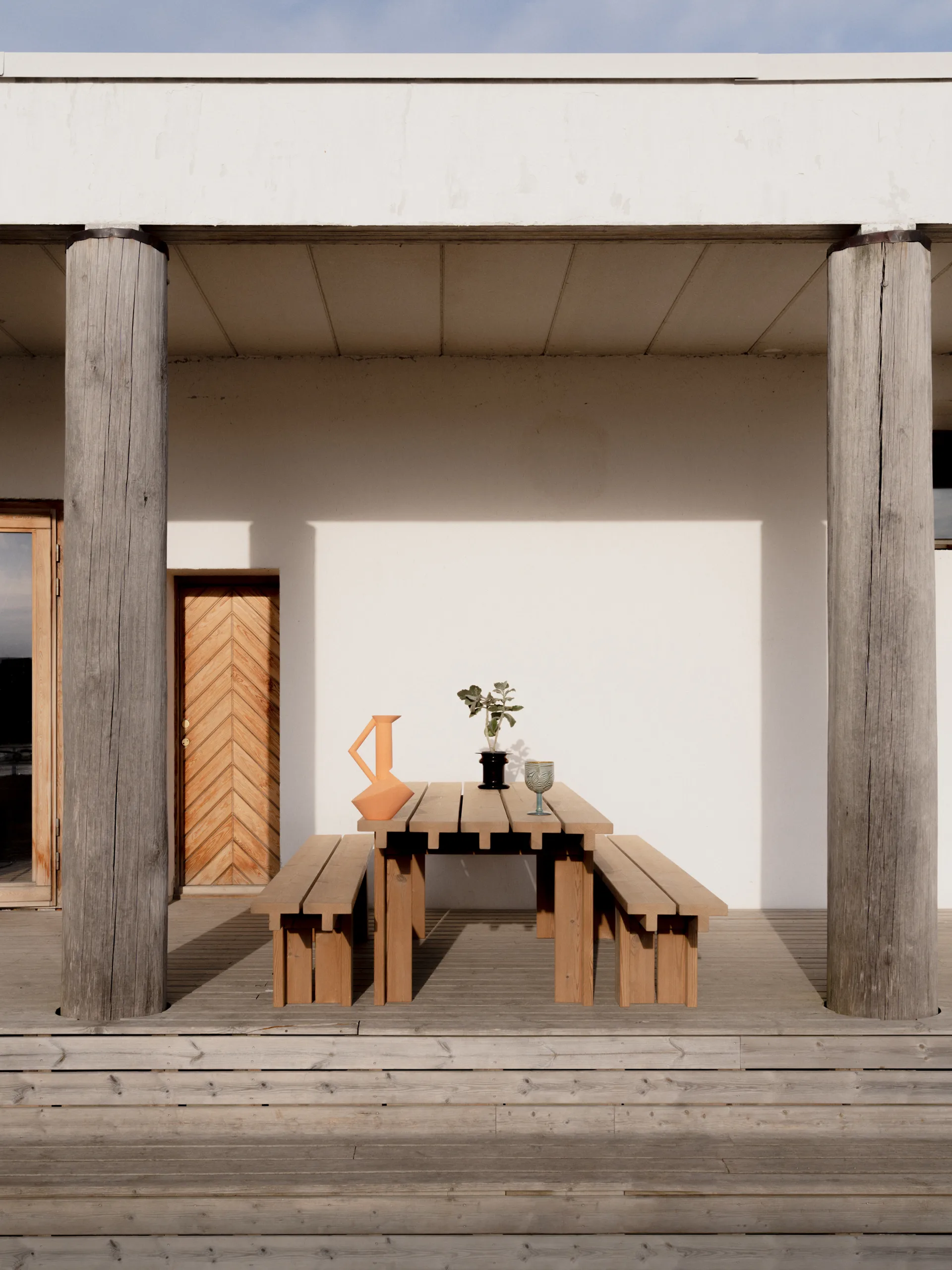 013 Osa Outdoor Table tafel, Warmtebehandeld grenen, 333x94x78 cm Vaarnii