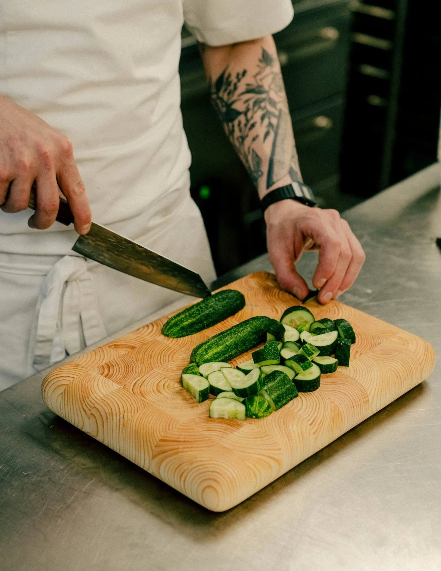 019 Syy Chopping Board snijplank, Met paraffineolie behandeld grenen, medium 26x35x5 cm Vaarnii