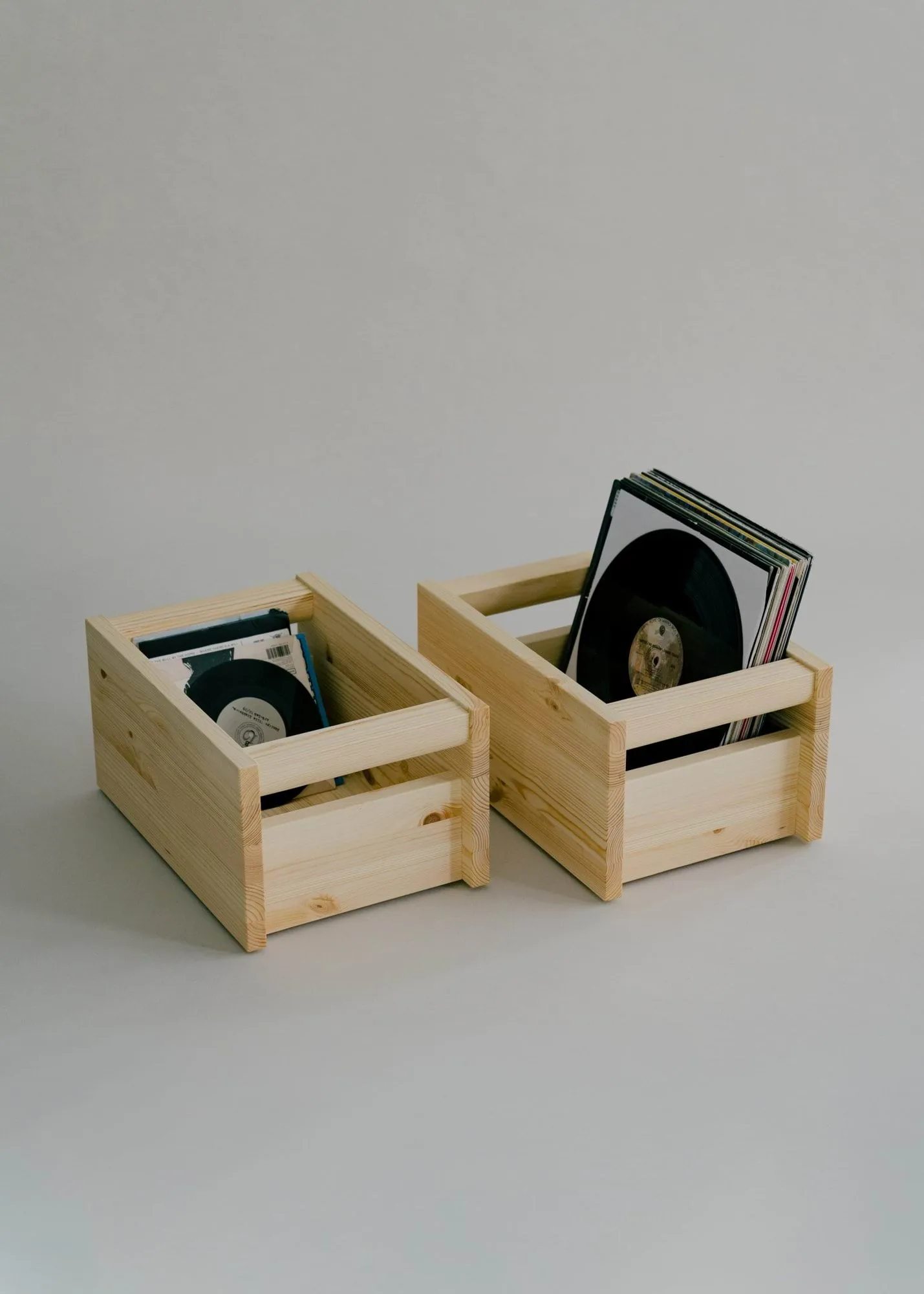 020 Koppa Crate opbergdoos, Oliegewaxed grenen, small 29x43x22 cm Vaarnii