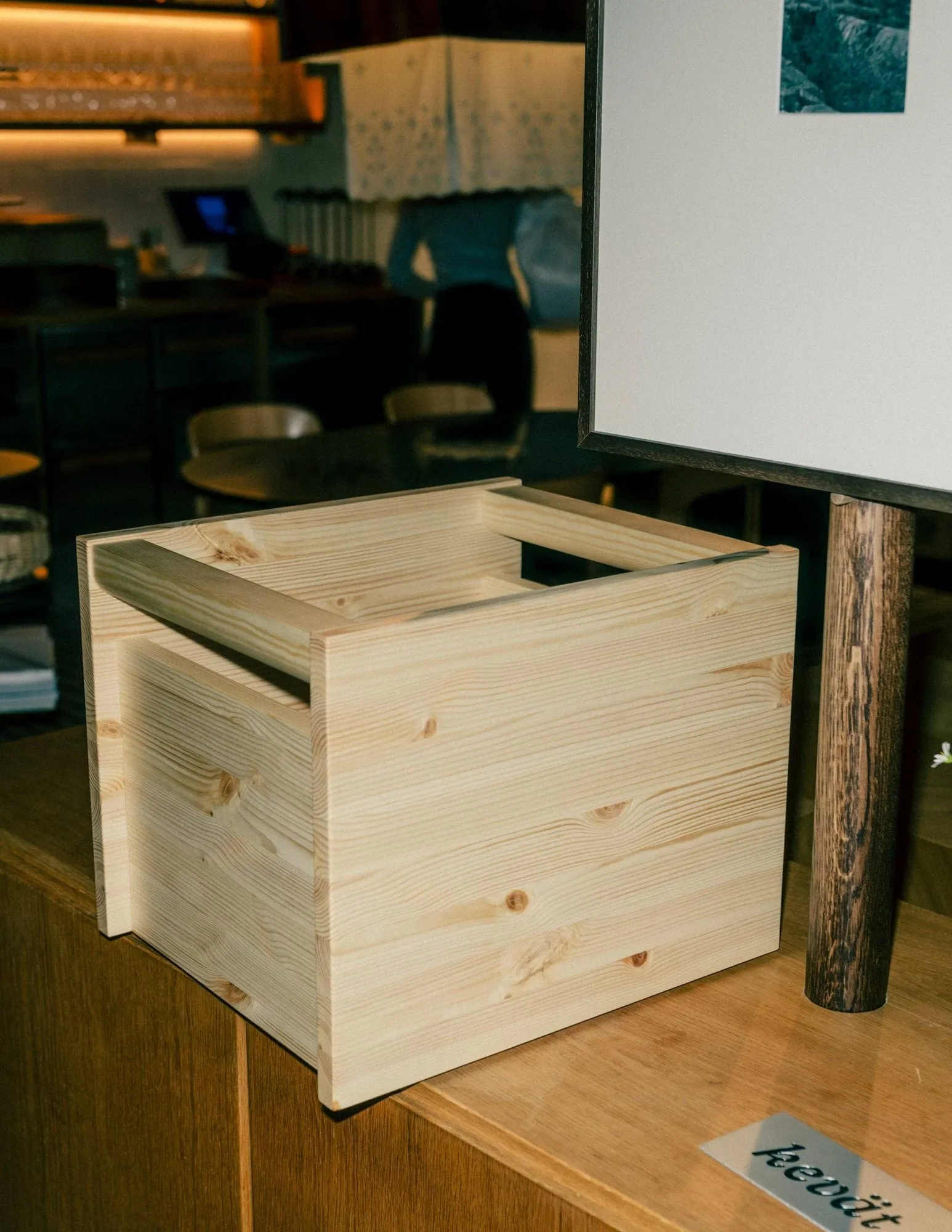 020 Koppa Crate opbergdoos, Oliegewaxte grenen, large 38x43x36 cm Vaarnii