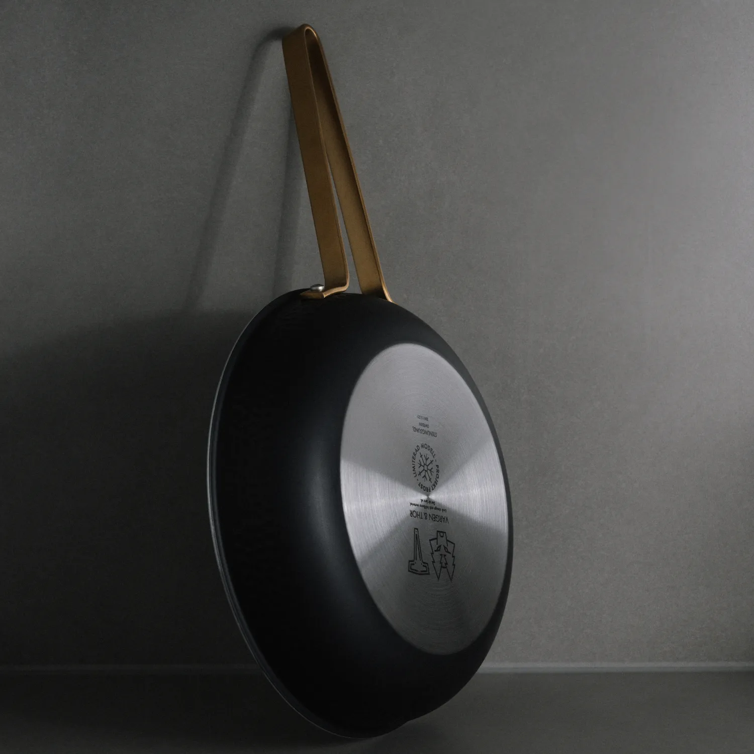 Model Xb Jr koekenpan Ø22 cm, Zwart Vargen & Thor