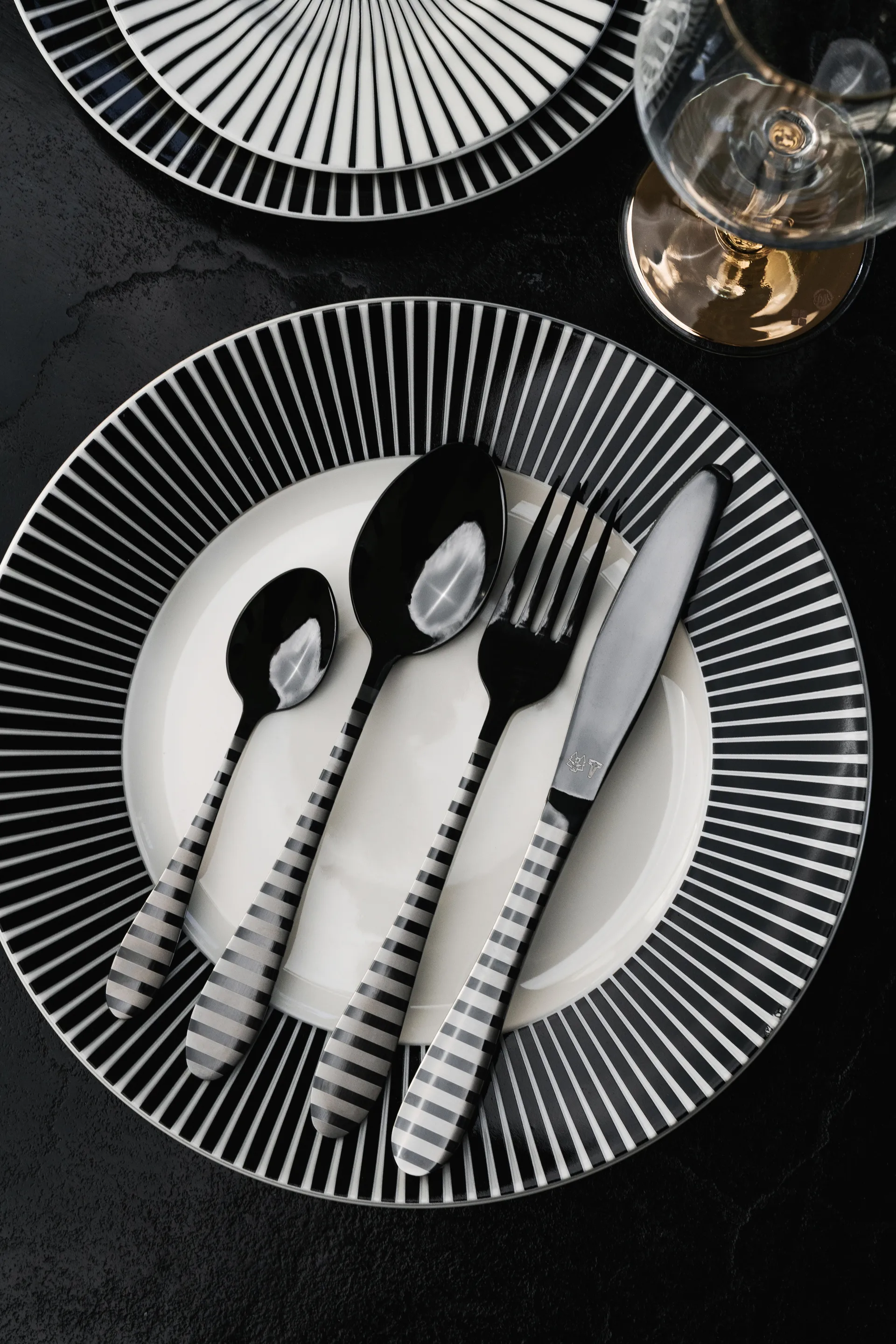 Zebra bestekset, 16-delig Vargen & Thor