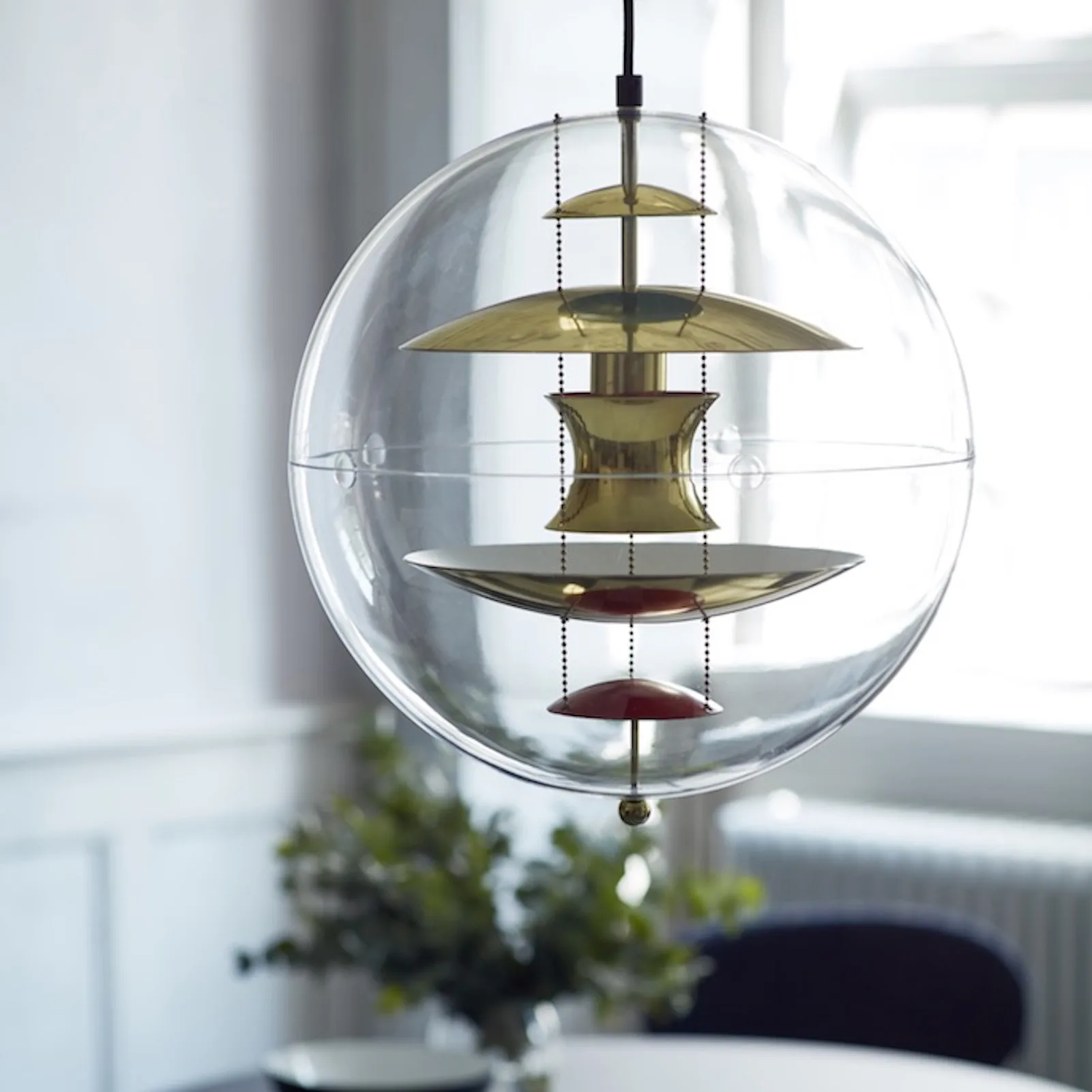 VP Globe Brass plafondlamp, Ø40 cm Verpan