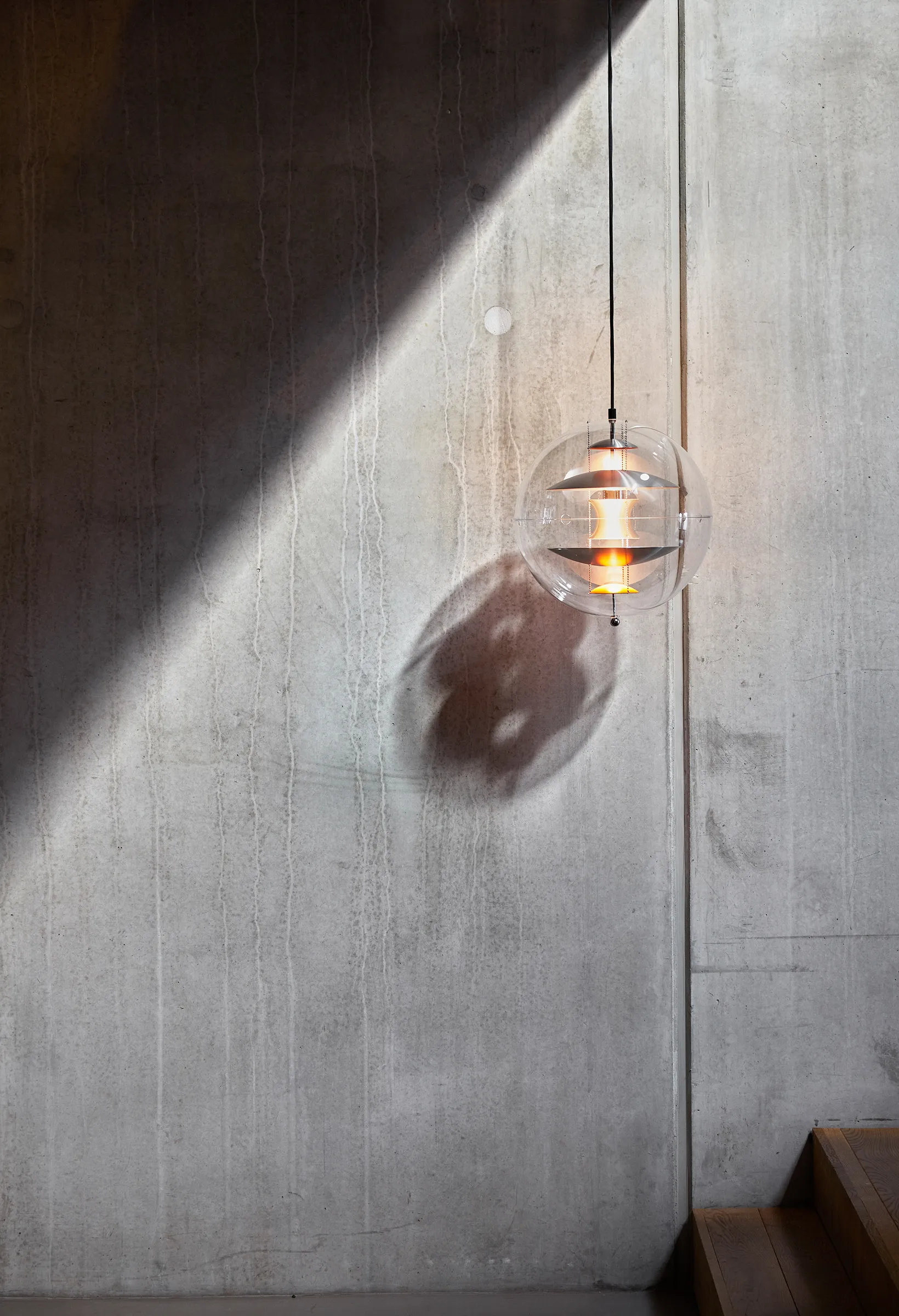 VP Globe Brushed Alu plafondlamp, Ø40 cm Verpan