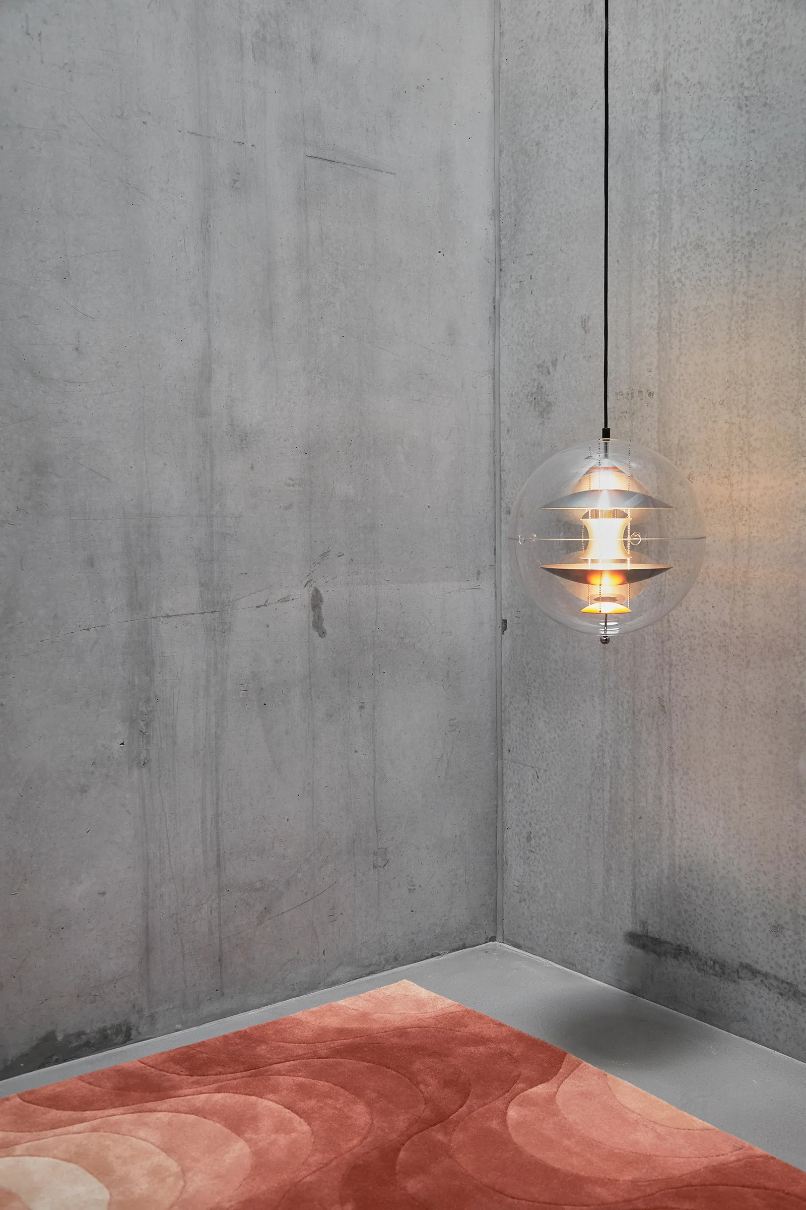 VP Globe Brushed Alu plafondlamp, Ø40 cm Verpan