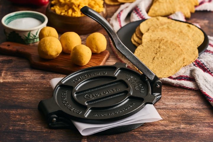 Tortillapers gietijzer 20 cm, Zwart Victoria