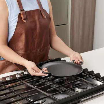 Victoria Comal koekenpan met twee handgrepen voorbehandeld - Ø25 cm - Victoria