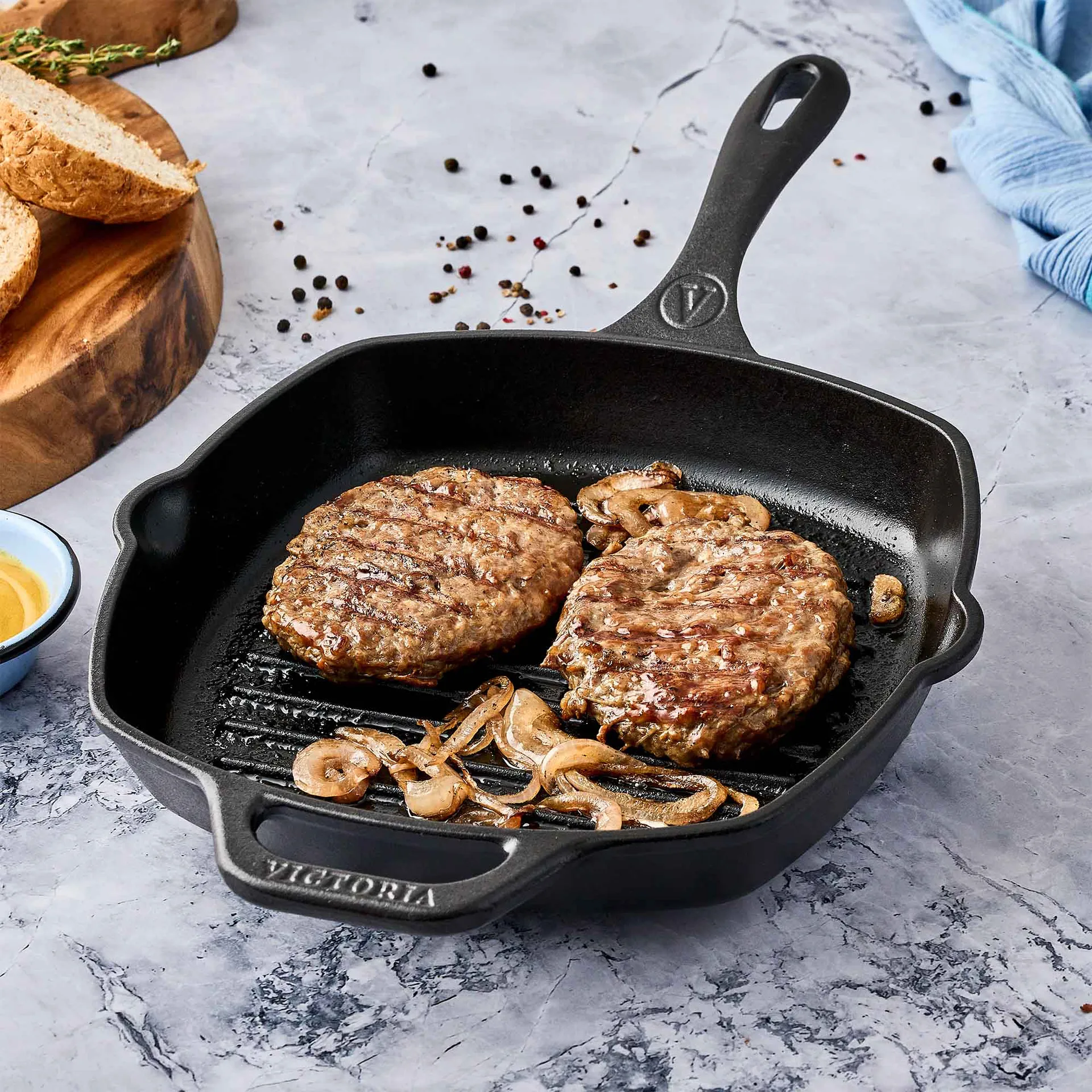 Victoria vierkante grillpan gietijzer enameled, 44,1x28,4 cm Victoria