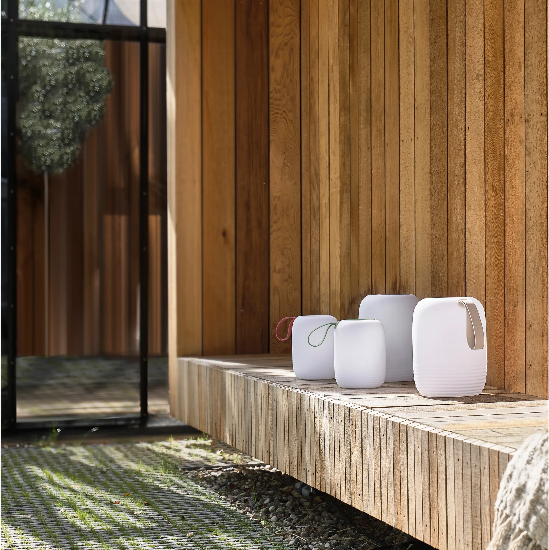 Hav LED-lamp met luidspreker draagbaar Ø12,5 cm, White-green Villa Collection