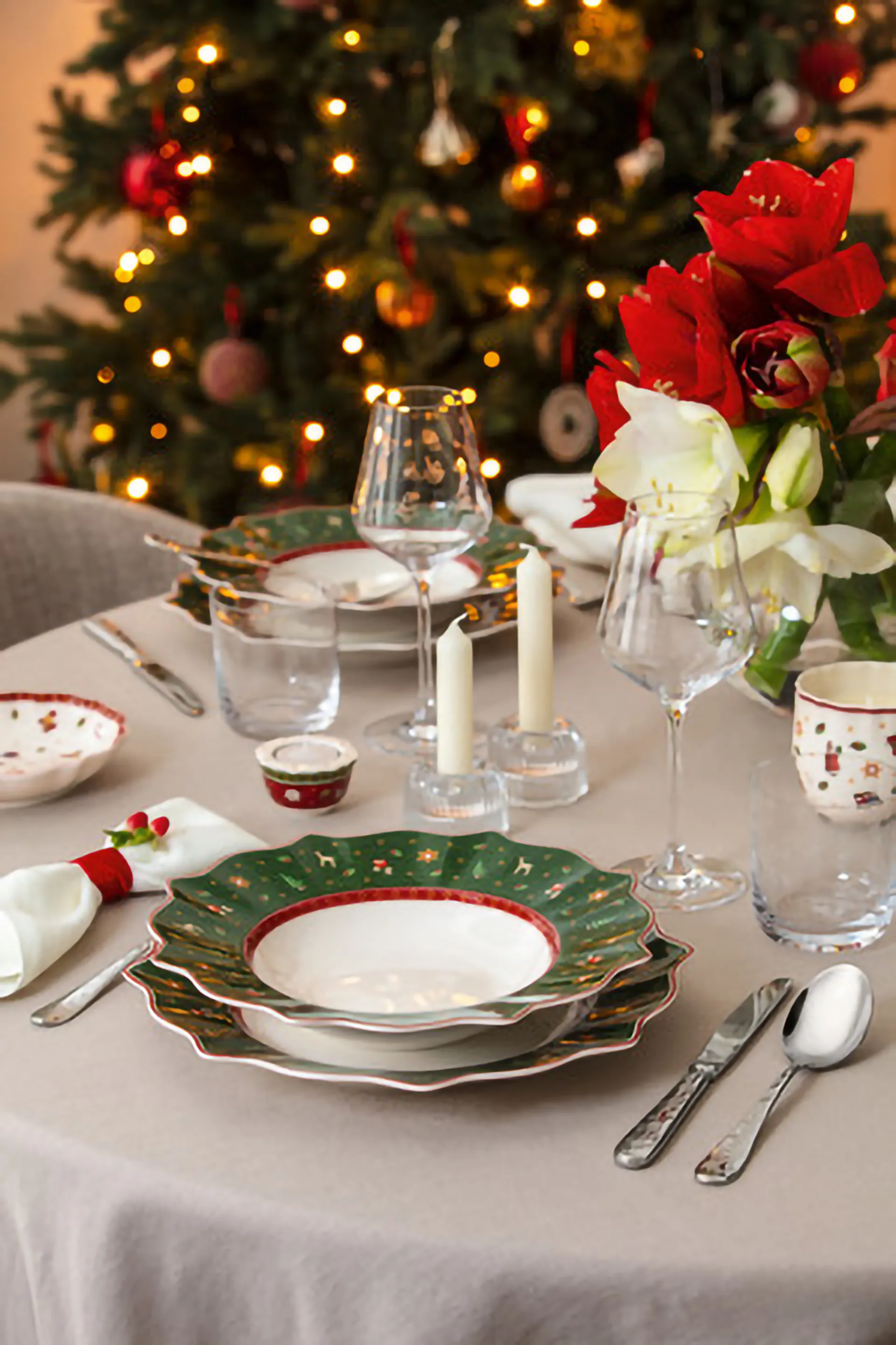 Toy's Delight geurkaars., Wit-rood Villeroy & Boch