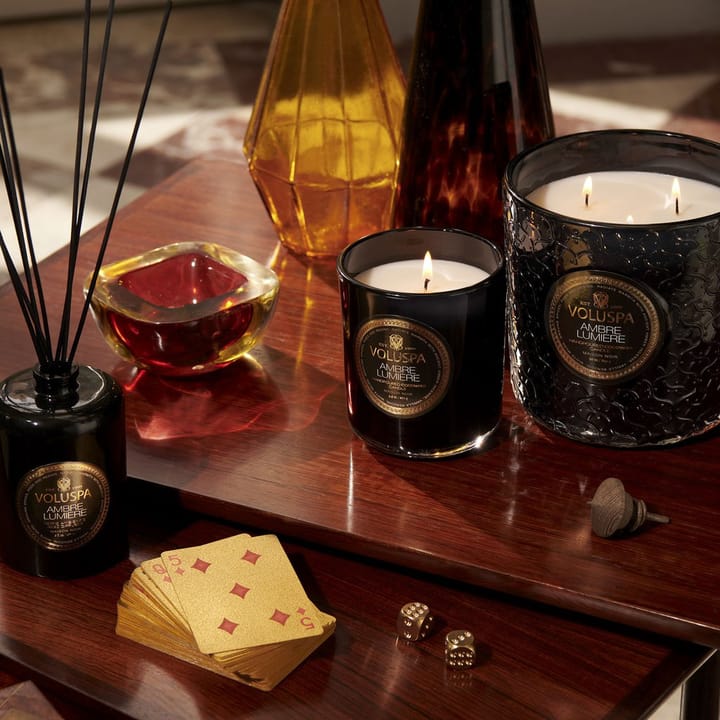 Classic Maison Noir geurkaars 60 uur, Ambre Lumiere Voluspa