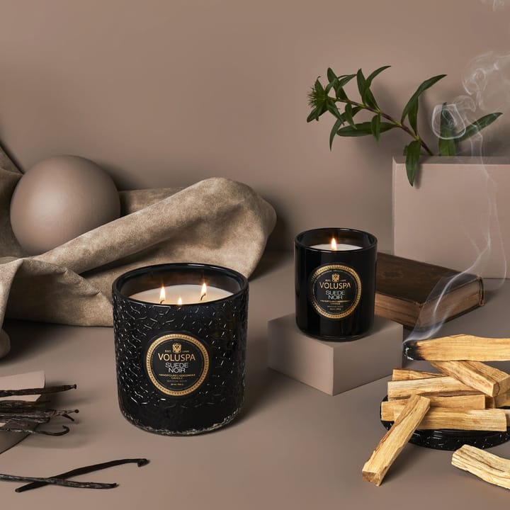 Classic Maison Noir geurkaars 60 uur, Suede Noir Voluspa