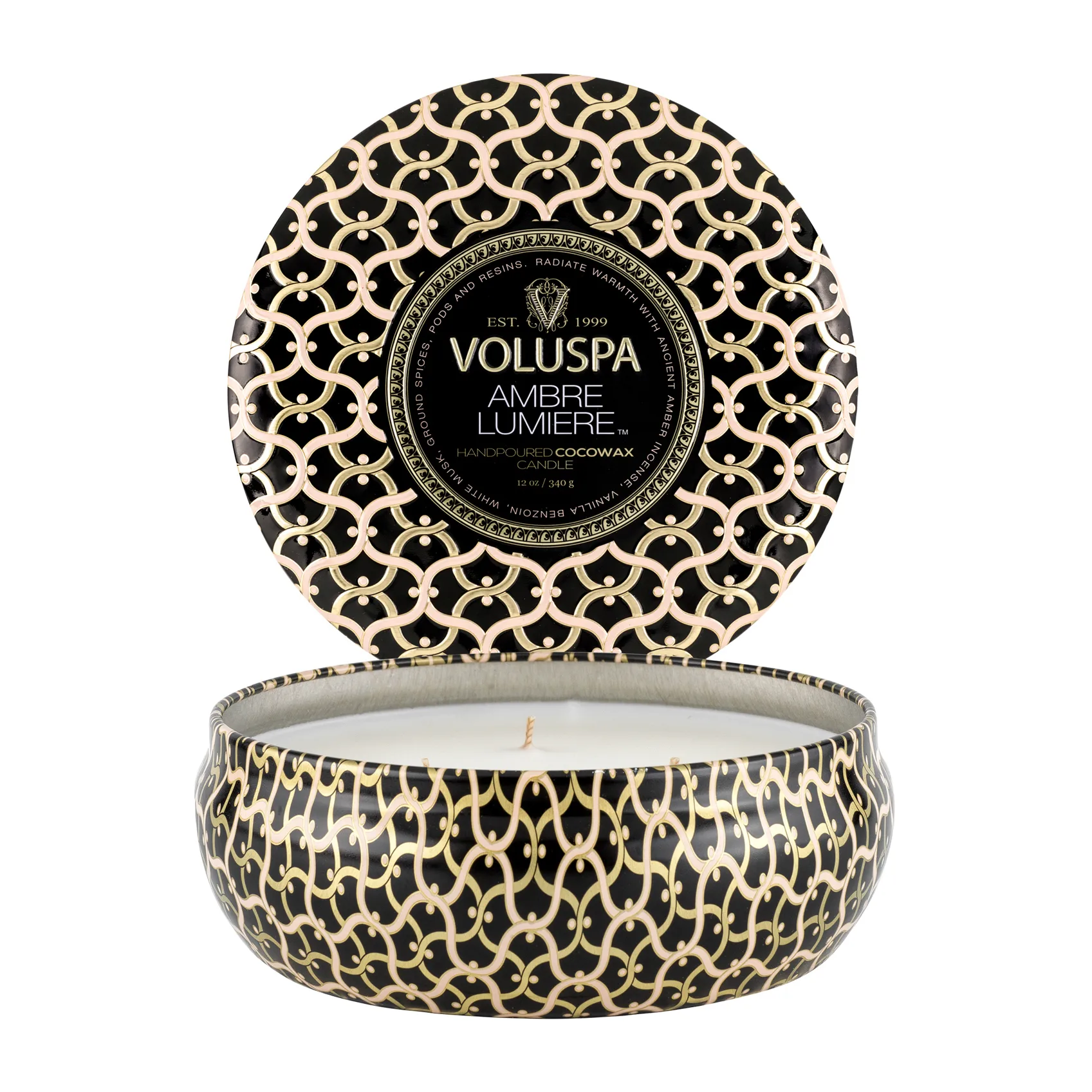 Maison Noir 3-wick Tin geurkaars 40 uur, Ambre Lumiere Voluspa