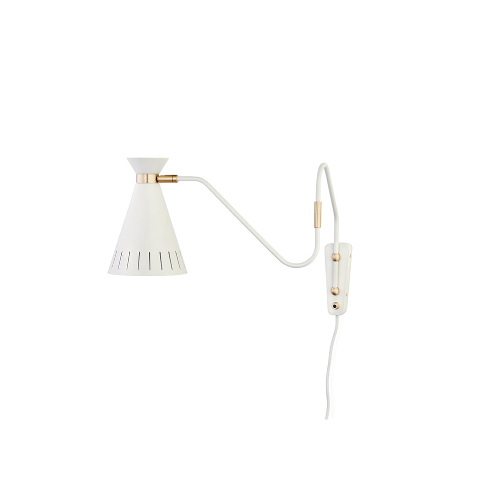 Warm Nordic Cone muurlamp warm white, messing details