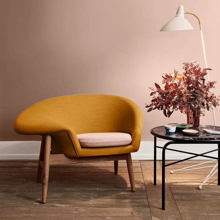 Fried Egg fauteuil, Dark ochre-pale rose Warm Nordic