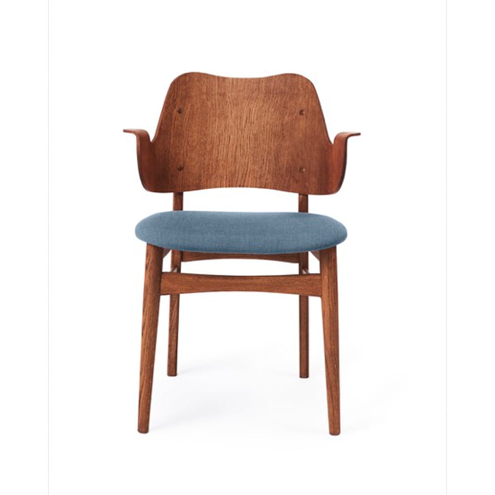 Warm Nordic Gesture stoel, gestoffeerde zitting stof canvas 734 denim, teakgeolied eikenhouten onderstel, gestoffeerde zitting