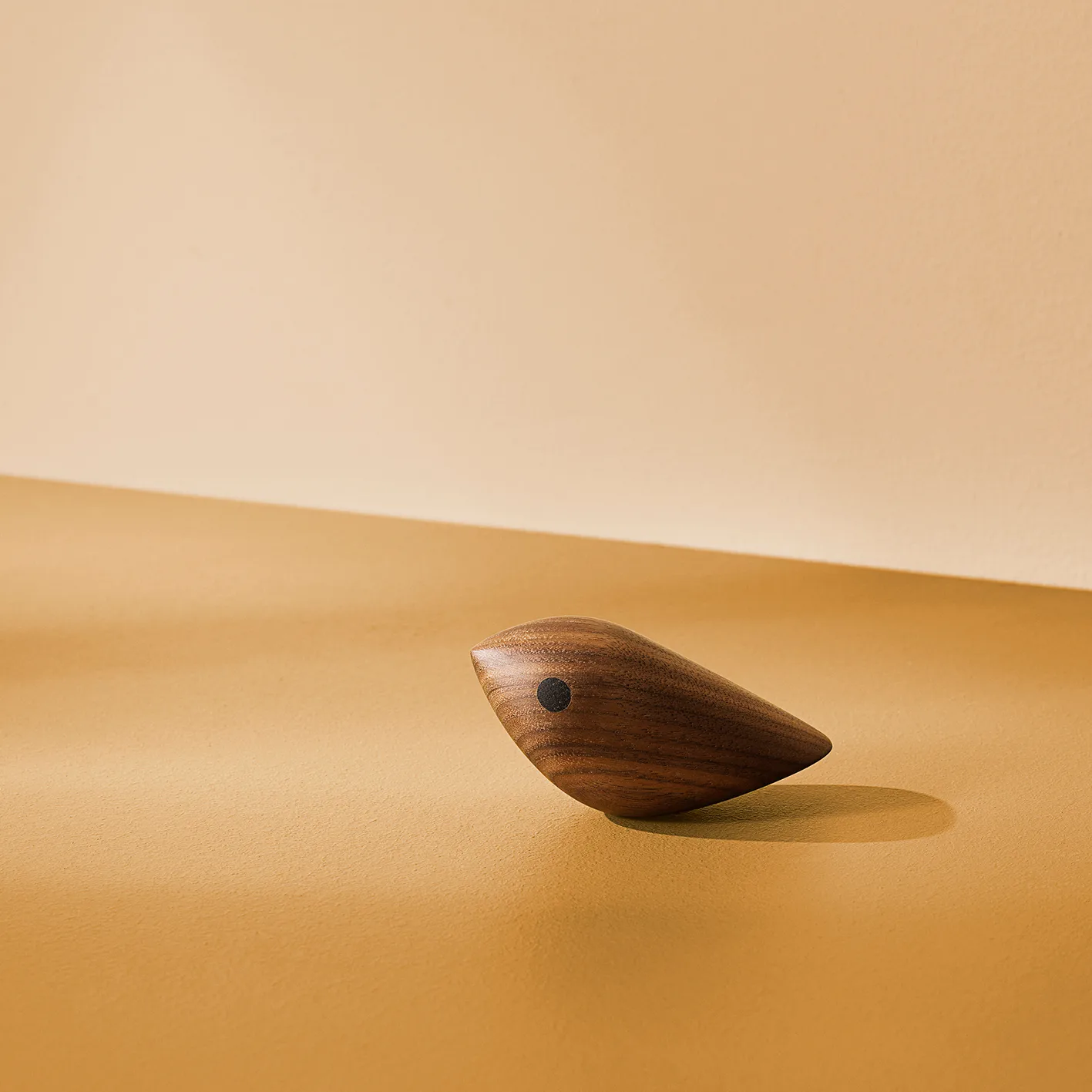 Twirling Bird decoratie M, Walnoot Warm Nordic